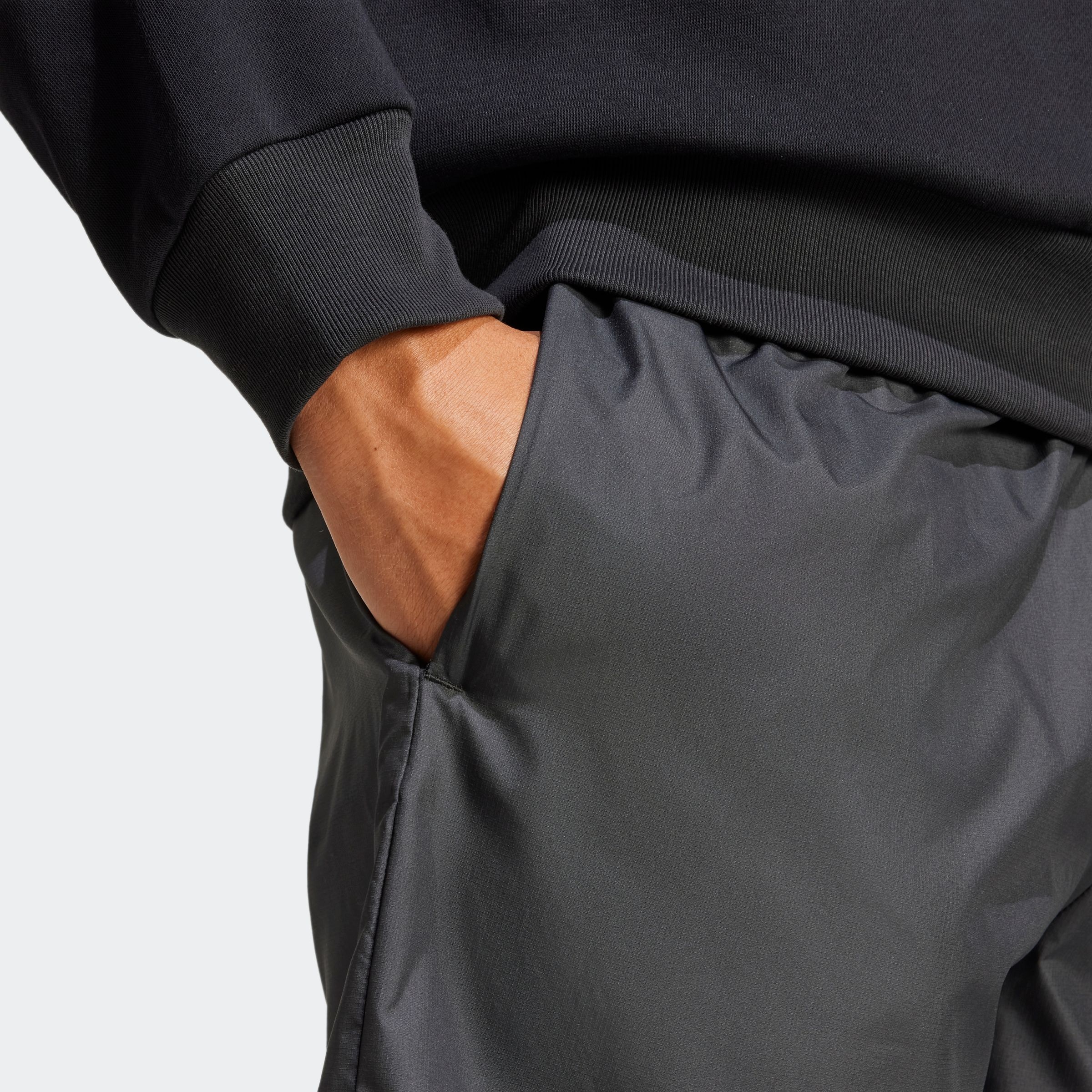 adidas Sportswear Shorts »M CE SHO GD«, (1 tlg.)