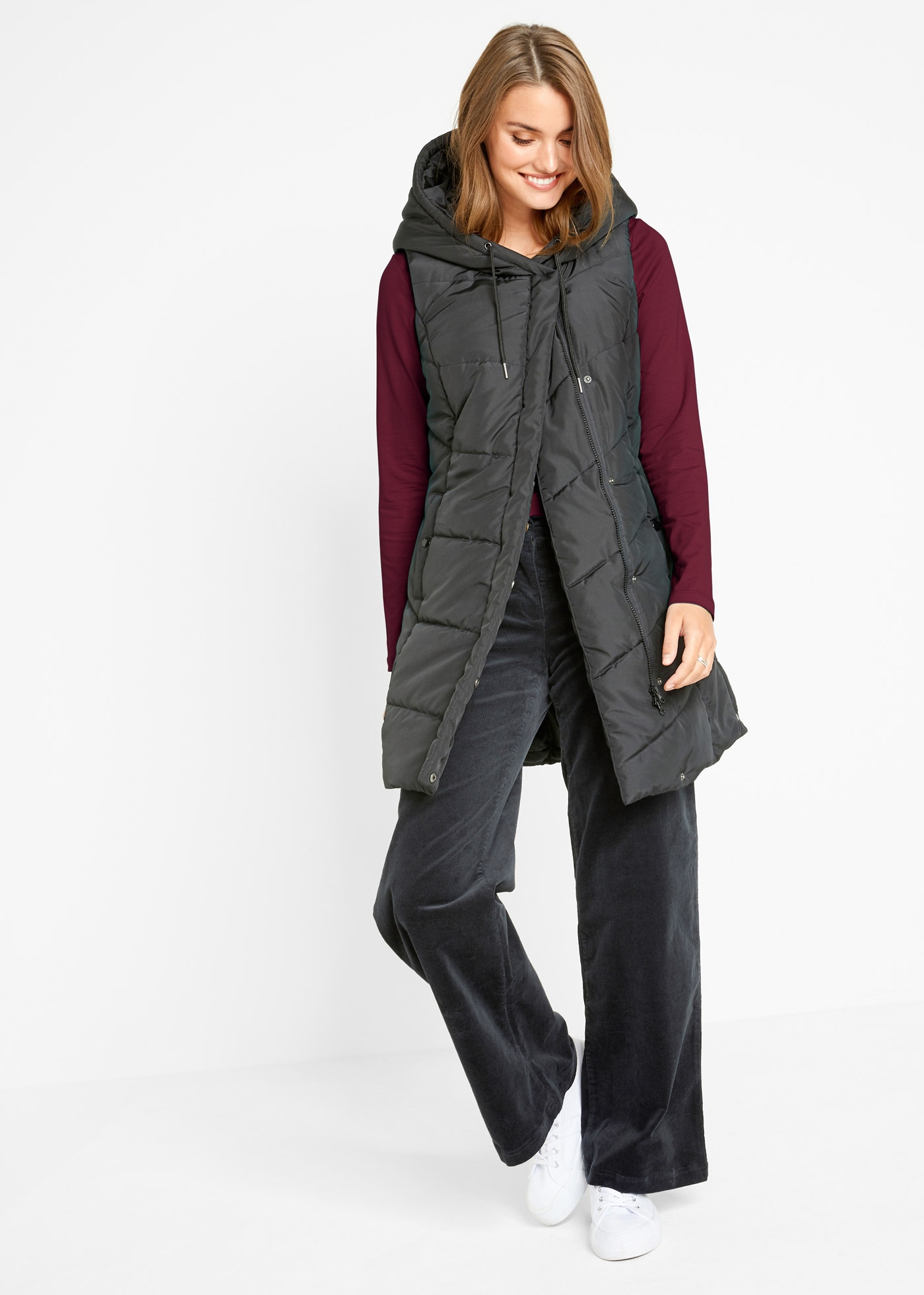 bonprix Langarmshirt Packung, 2 Stk. Slim fit Passform, Rundhalsausschnitt, aus Baumwollmischung