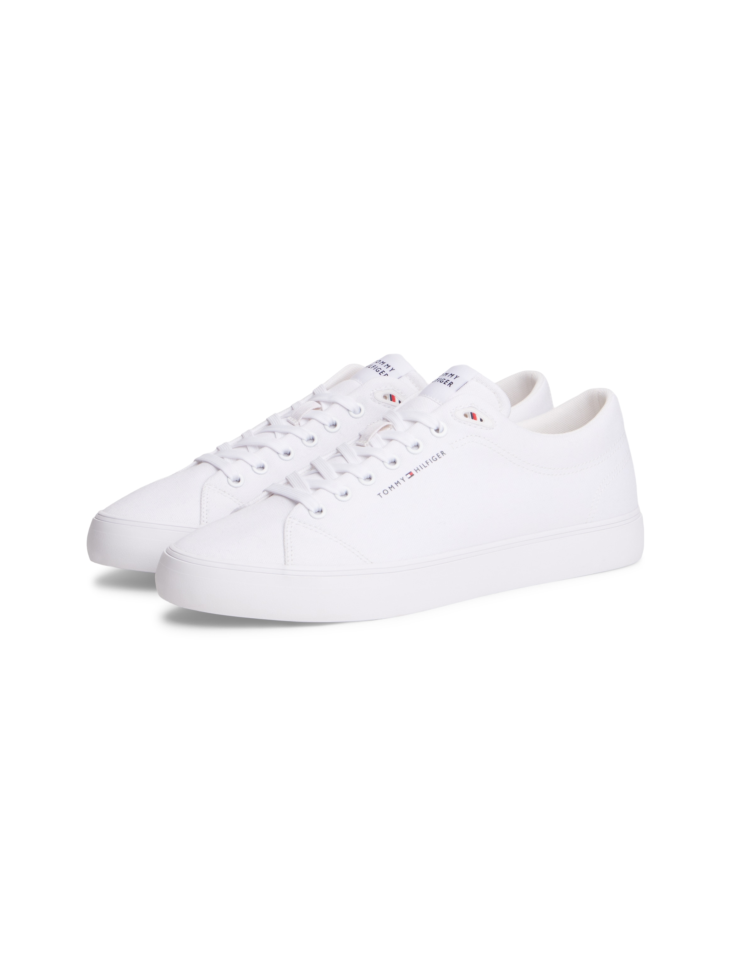 Tommy Hilfiger Sneaker »HARLEM CORE II CVS«  Freizeitschuh, Halbschuh, Schnürer mit Logo-Aufnäher an der Schuhzunge
