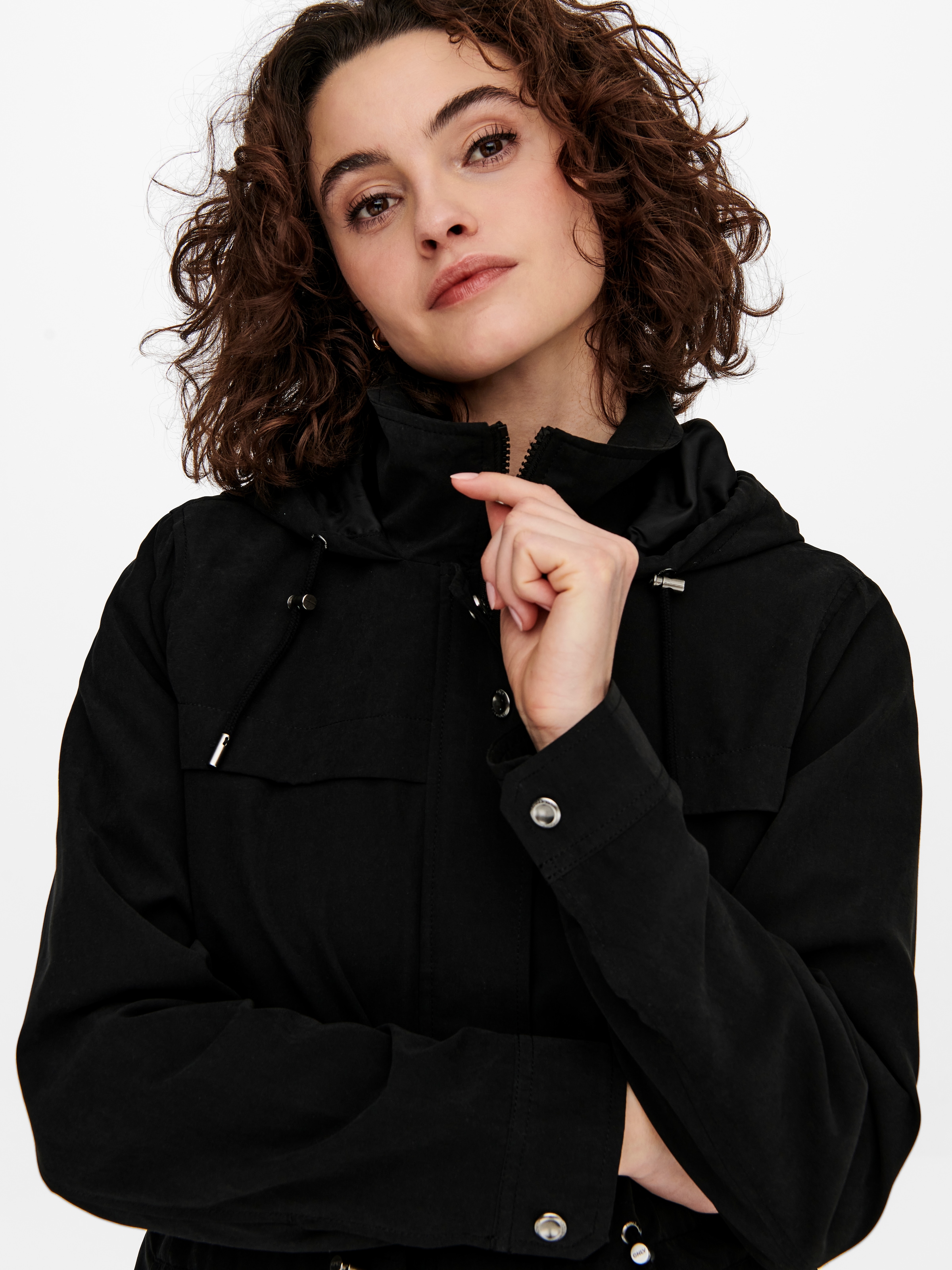 ONLY Parka »ONLNEWSTARLINE SPRING JACKET CC OTW« mit Kapuze mit durchgehendem und verdecktem Reißverschluss