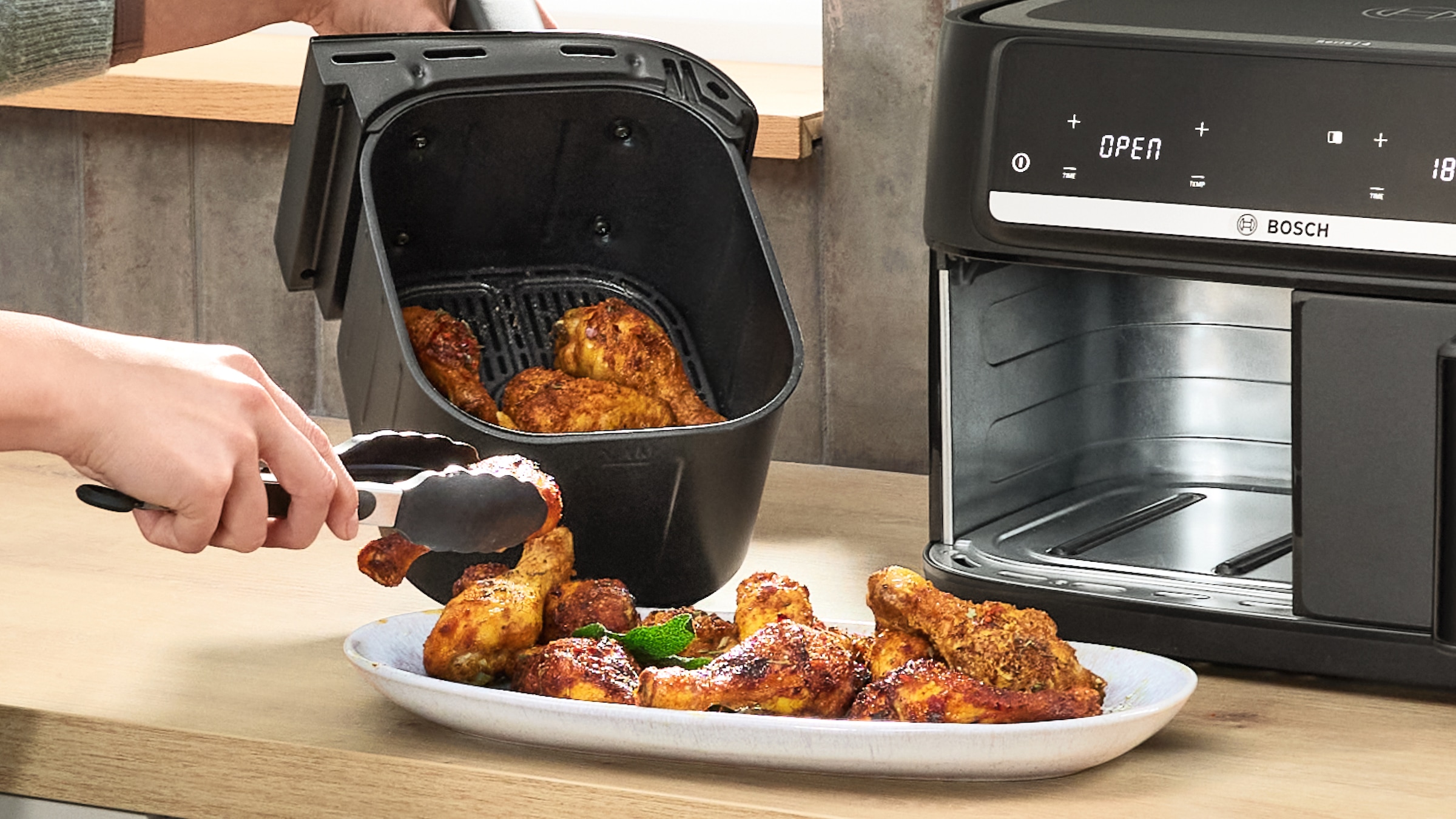 BOSCH Heißluftfritteuse »Airfryer MAFD440B0, 2* 4,5L Kammer, spülmaschinengeeignet, schwarz« 2500 W PFAs frei, einfache Reinigung, 6 voreingestellte Programme