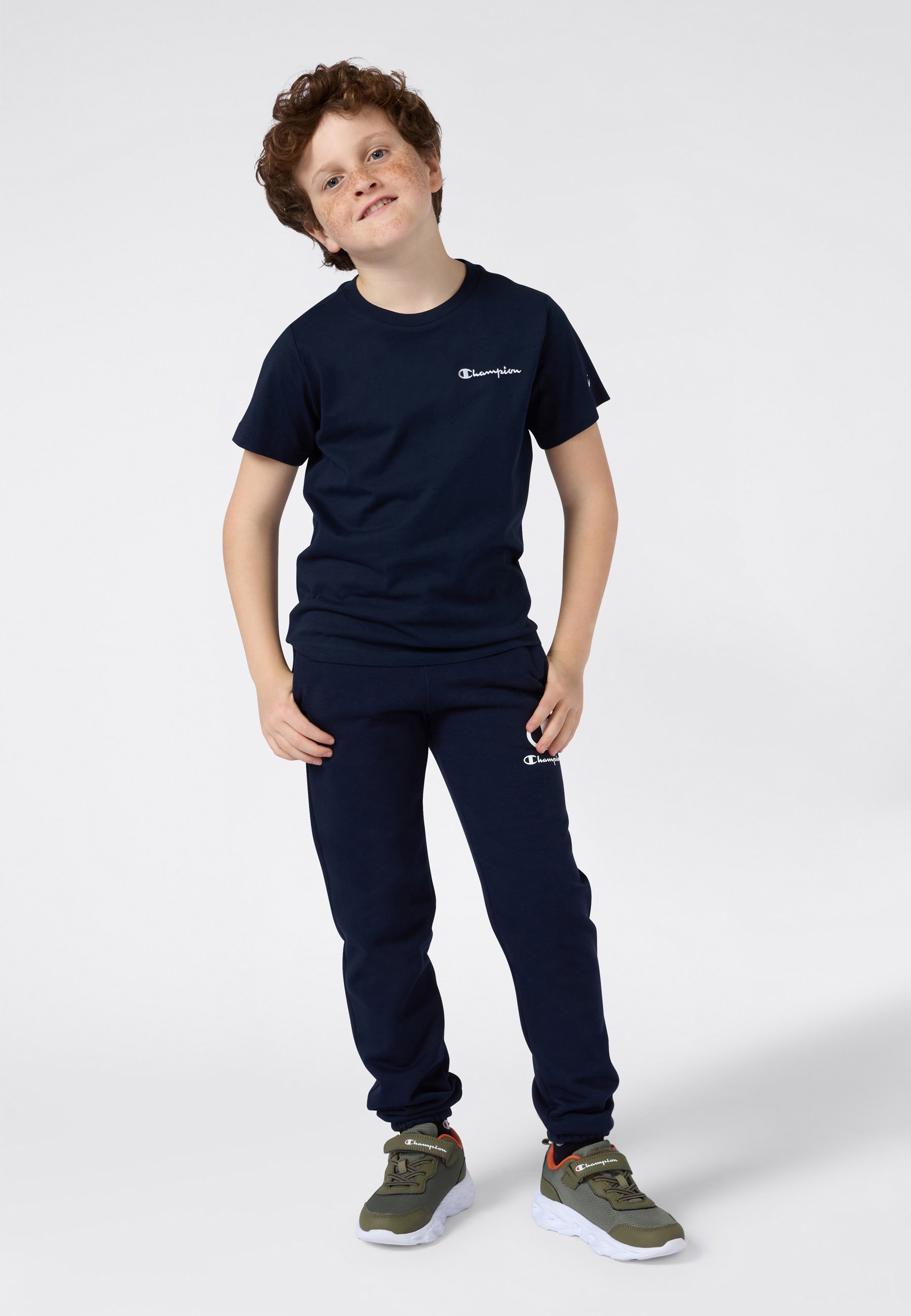 Champion T-Shirt »ICONS CONTRAST Crewneck T-Shirt« Kurzarm, mit Rundhalsausschnitt, aus Baumwolle, klassischer Schnitt