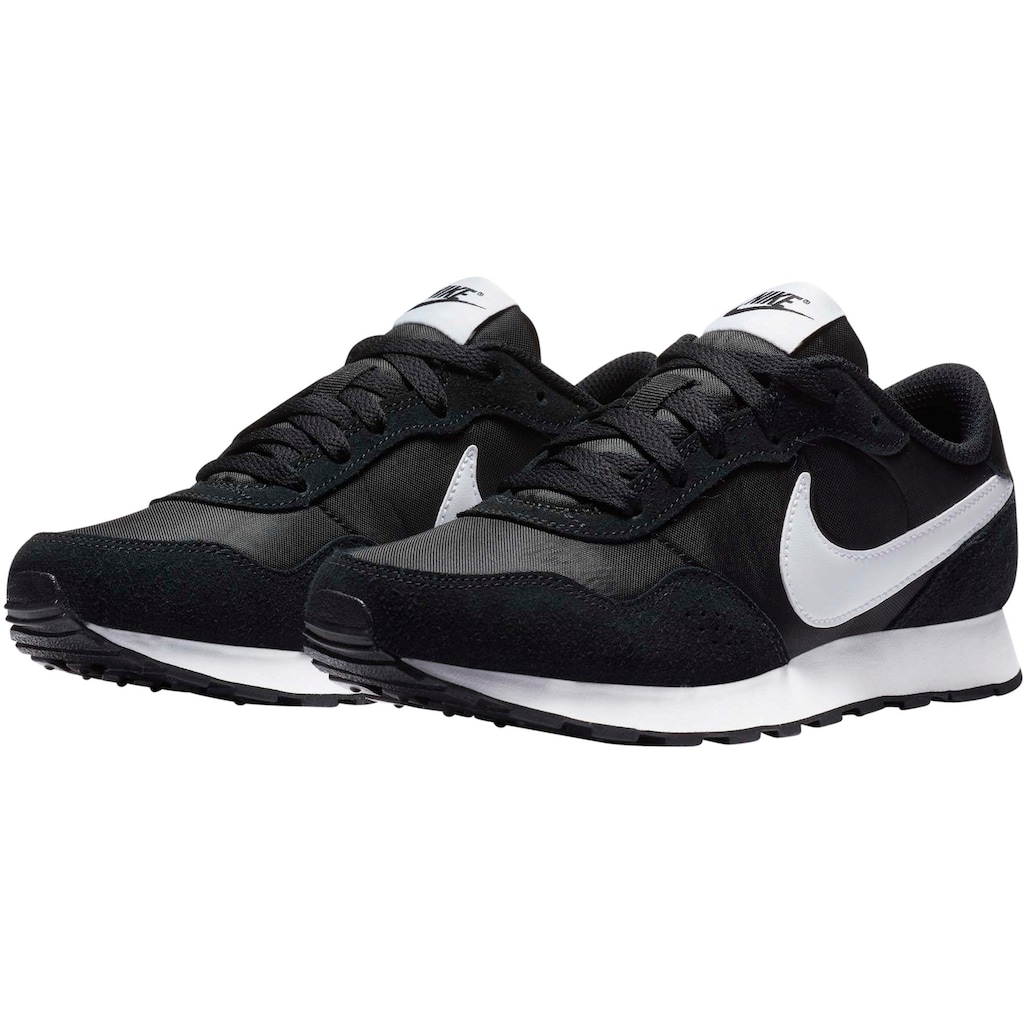 Nike Sportswear Sneaker »Md Runner Valiant«