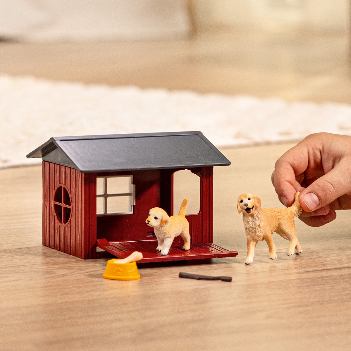 Schleich® Spielwelt »FARM WORLD, Hundehütte mit Goldenretrievern  (42722)«