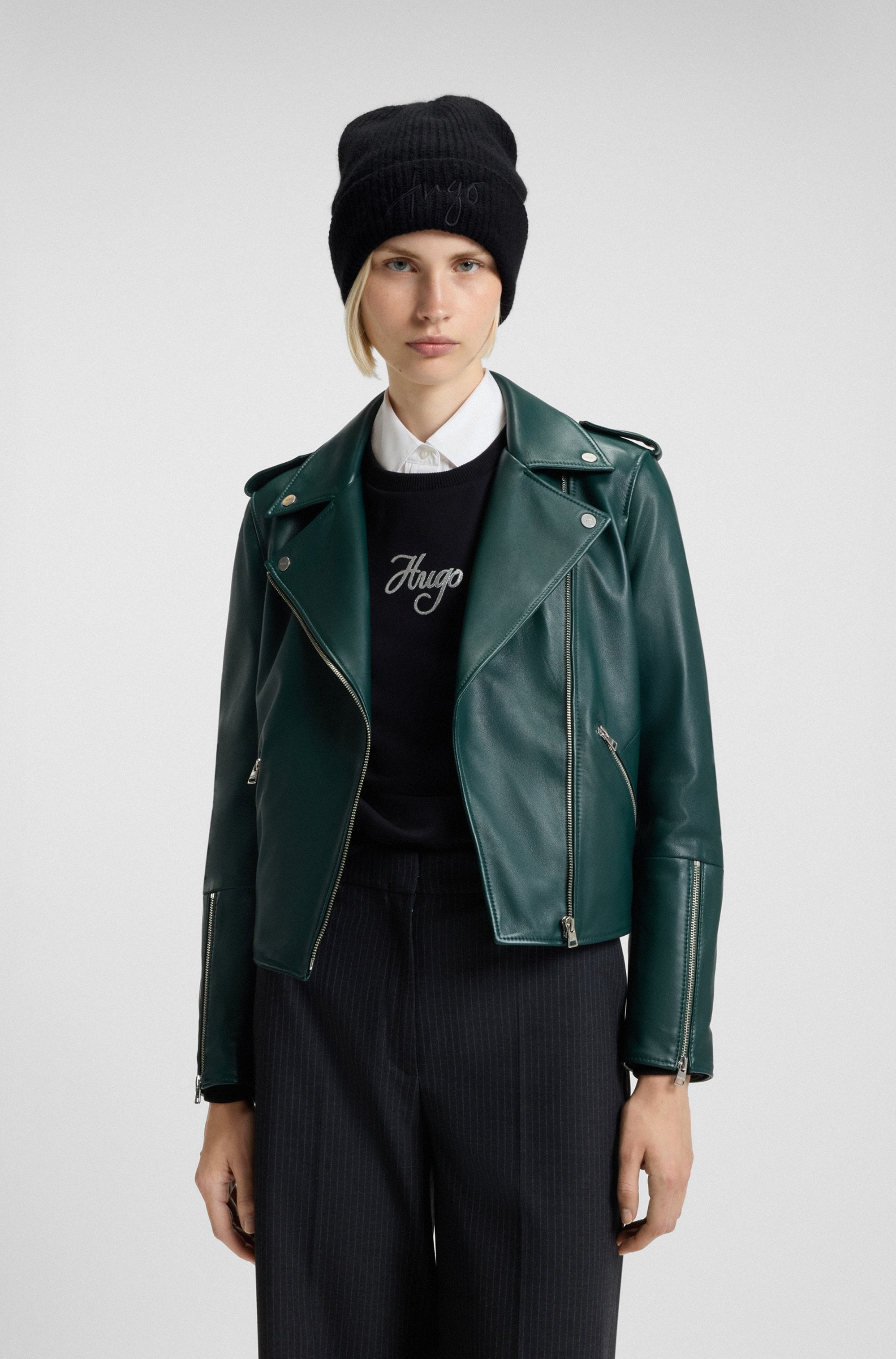 HUGO Beanie »Socialy Hat«, mit Logostickerei