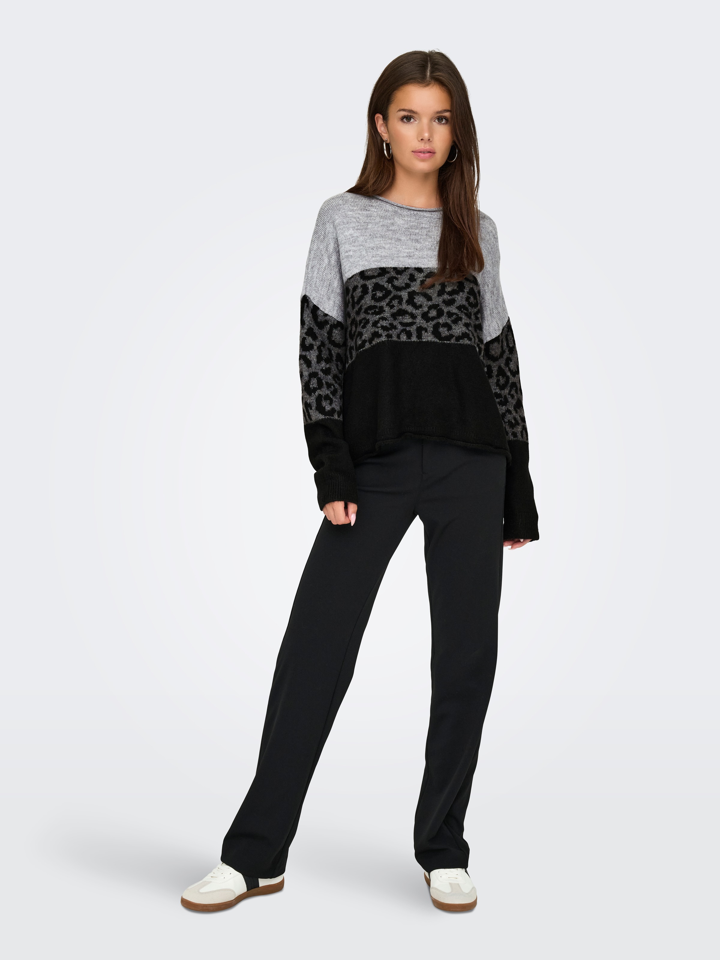 ONLY Rundhalspullover »ONLJADE ANIMAL LS O-NECK NOOS KNT«