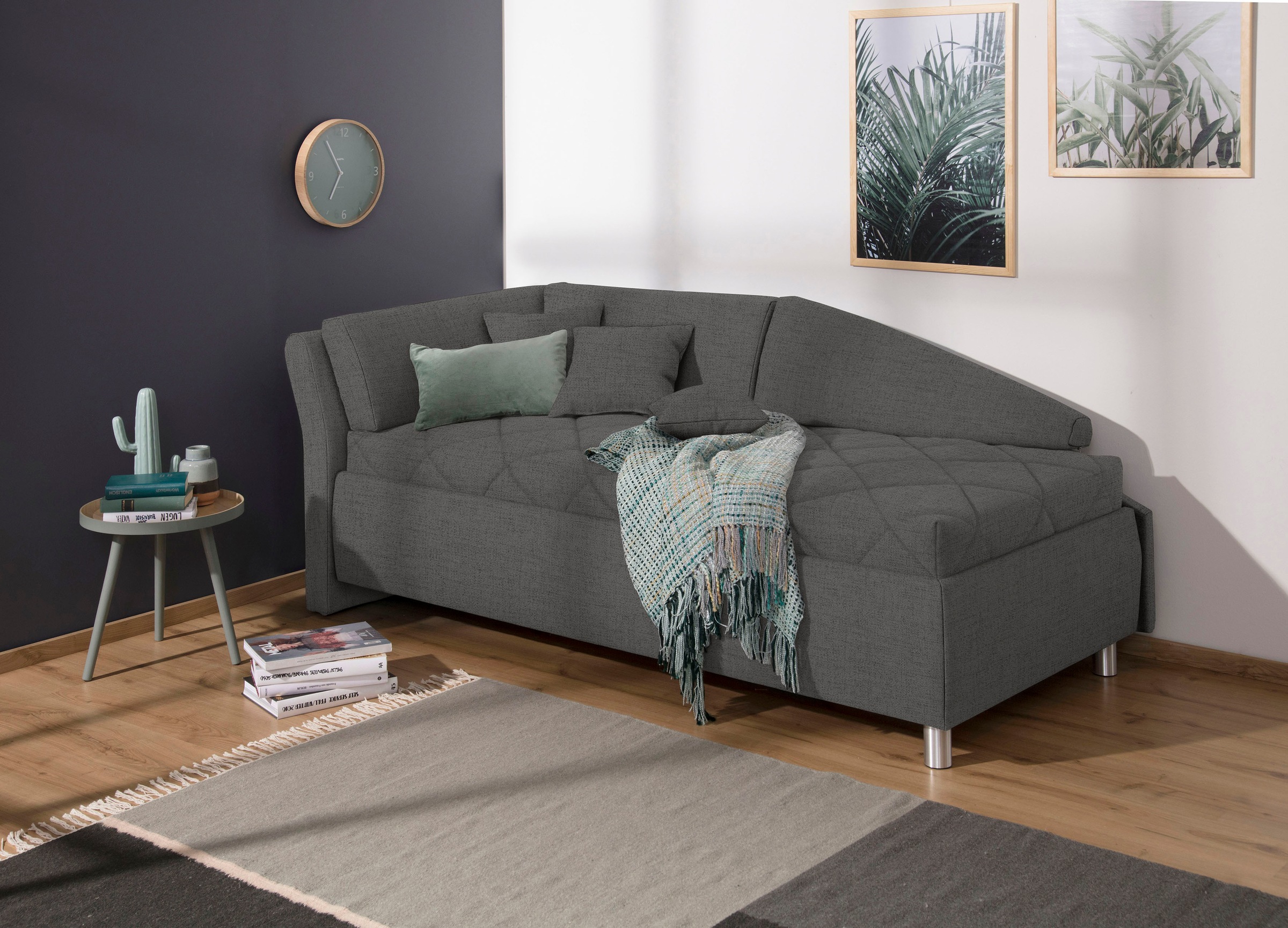 alina Schlafsofa »Lindsay«, Bettkasten, Zierkissen-Set aus: 2 Stk. 40x40cm, 1 Stk. 30x30cm
