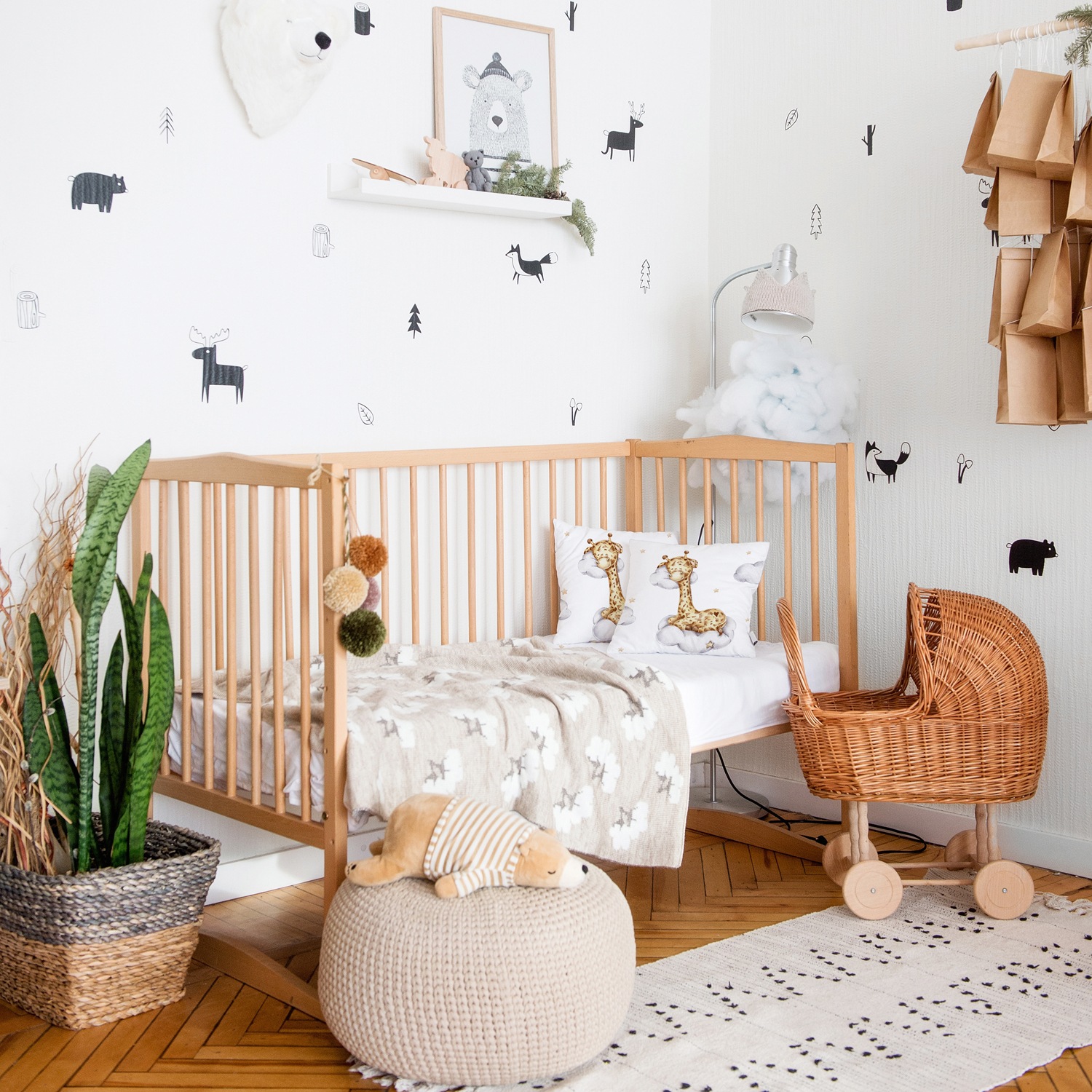queence Dekokissen »Schlafende Giraffe«, Kissenhülle mit HD Premium Druck, geruchsneutral, 40x40cm