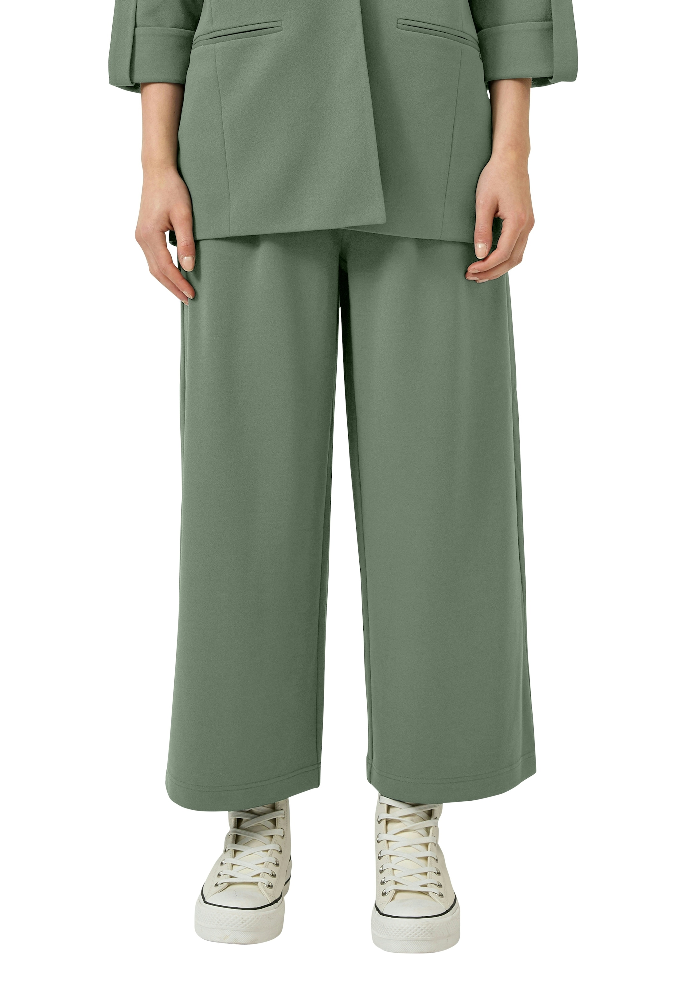 QS 1100000002199  Sommerhose mit Knopf-Design am Gummibund