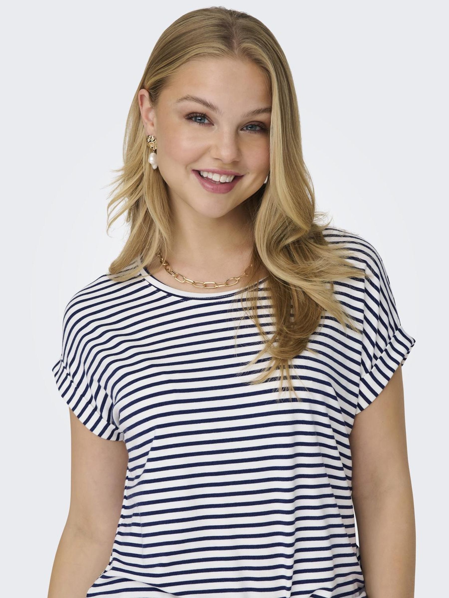 ONLY T-Shirt »ONLMOSTER STRIPE S/S O-NECK TOP JRS NOOS«, mit Aufschlag am Arm