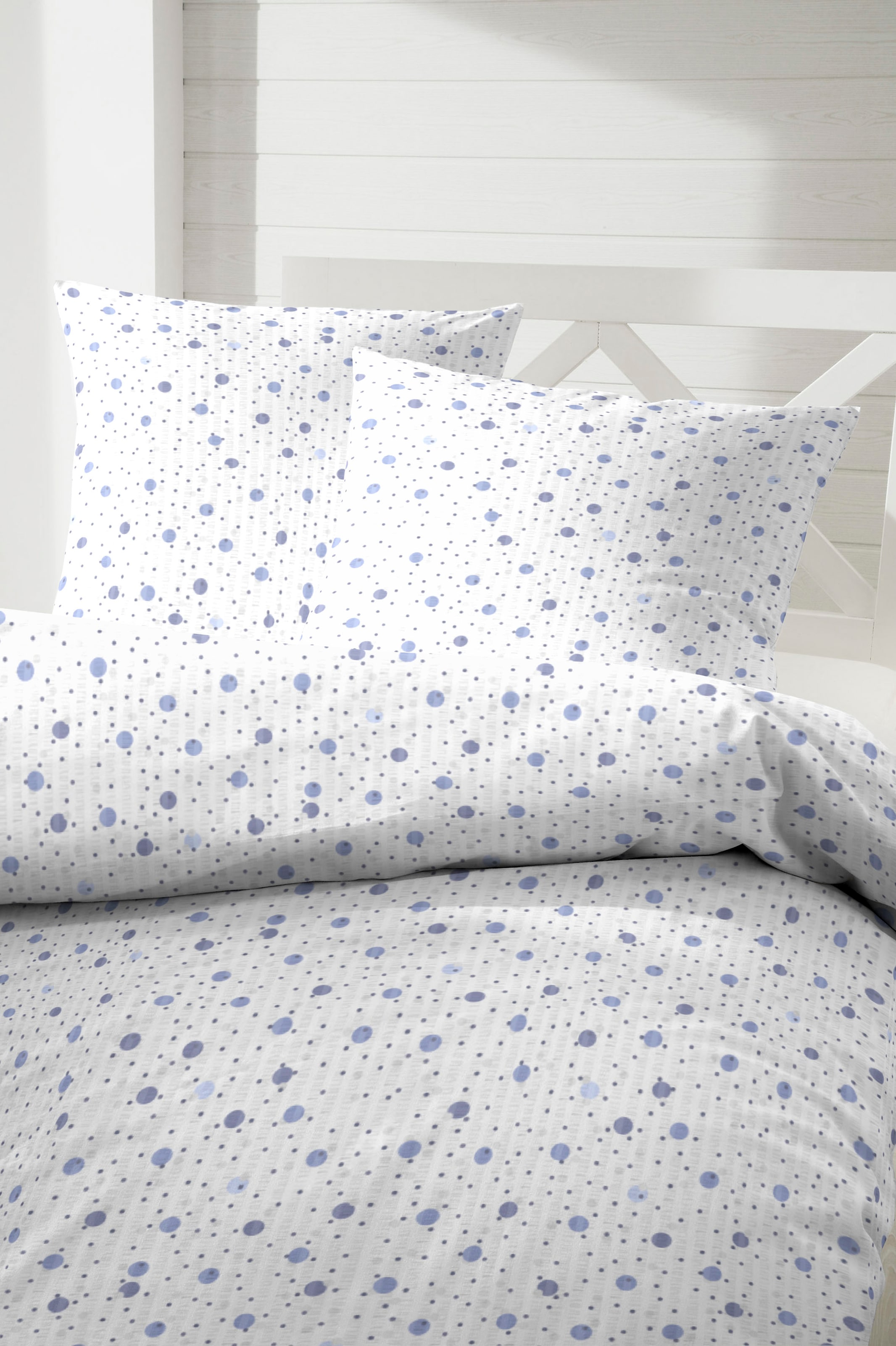 Primera Bettwäsche »Soft-Seersucker Bettwäsche Konfetti«, mit kleinen Punkten