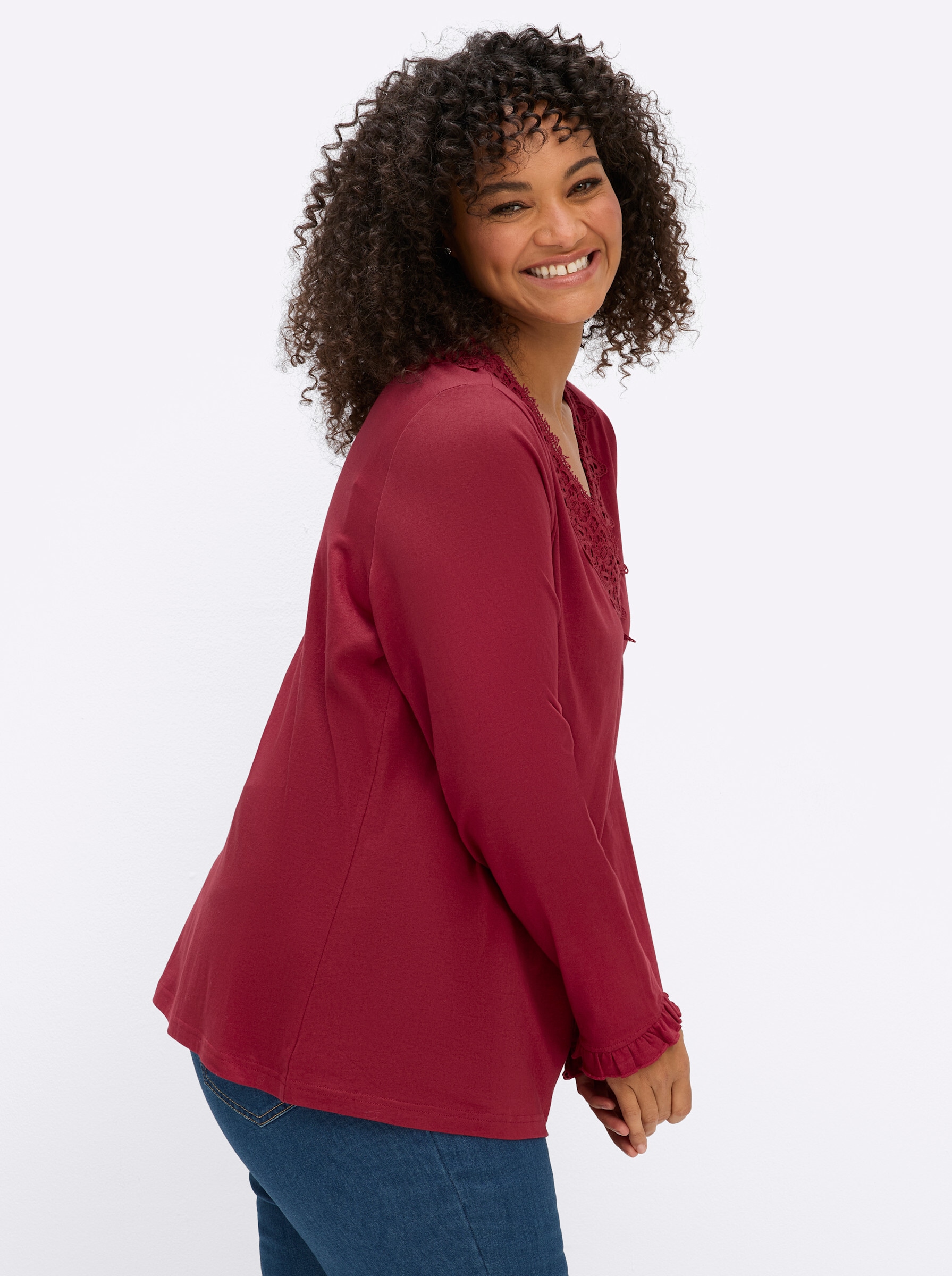 sheego by Joe Browns Spitzenshirt »Langarm-Shirt Langarmshirt mit Spitze am V-Ausschnitt«