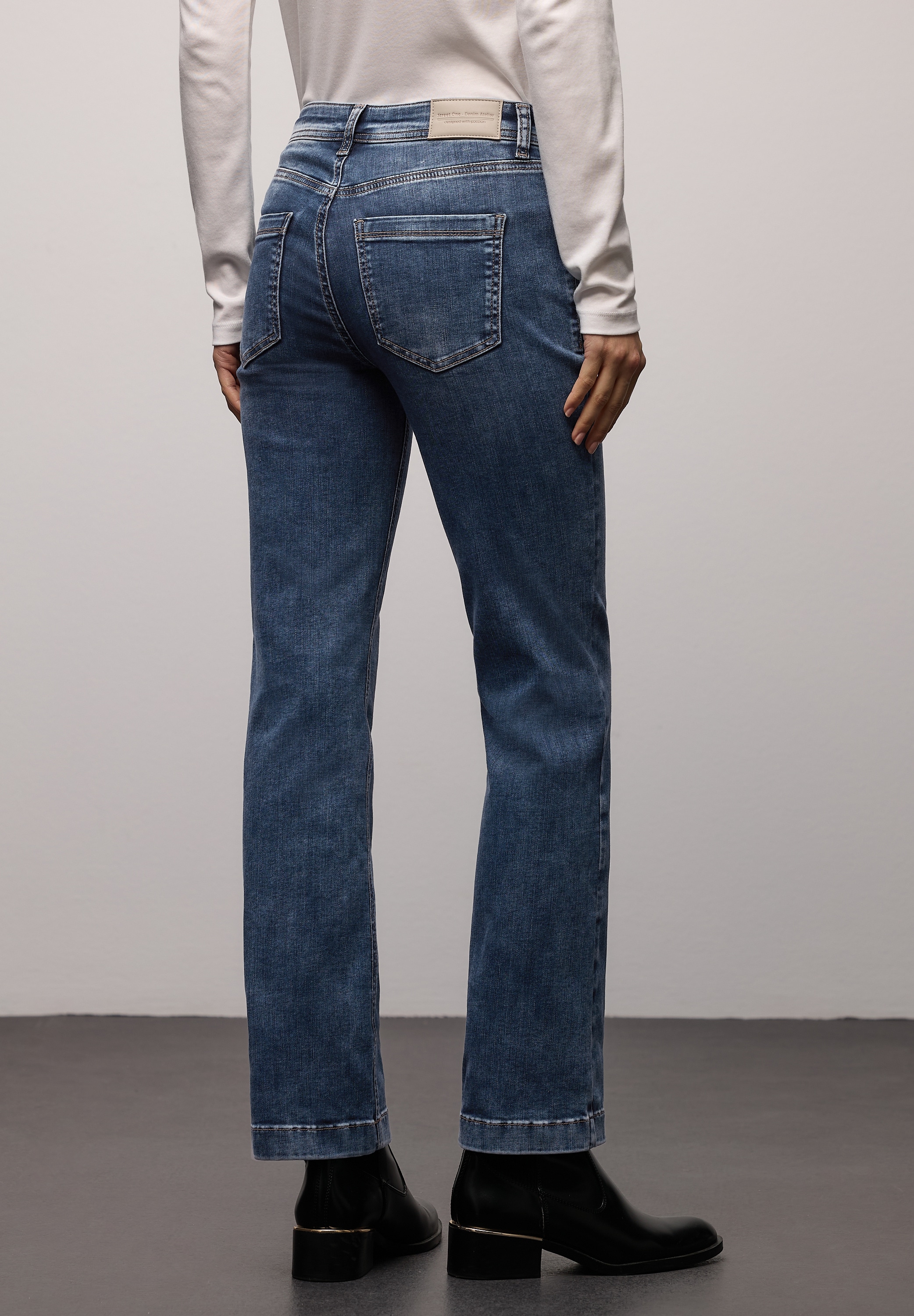STREET ONE Bootcut-Jeans High Waist, Slim Fit