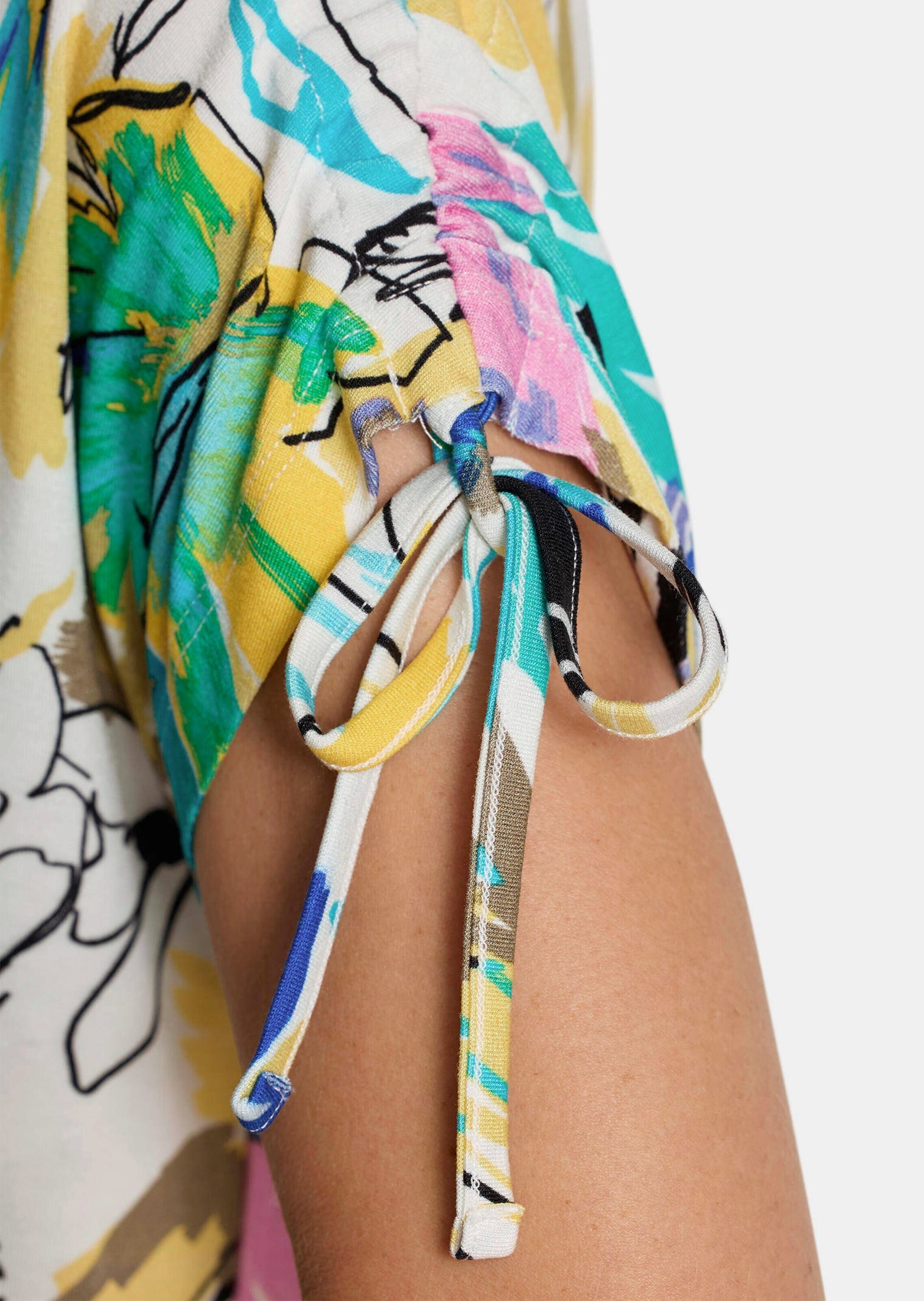 GOLDNER Print-Shirt »Kurzgröße Jerseyshirt mit floralem Design« Kordelzug an den Schultern