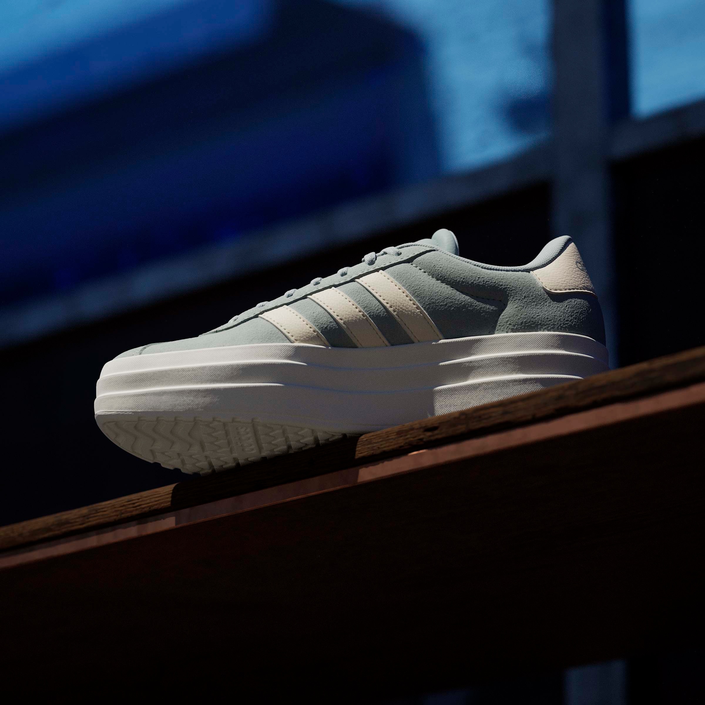 adidas Sportswear Plateausneaker »VL COURT BOLD«  inspiriert vom Design des adidas gazelle bold