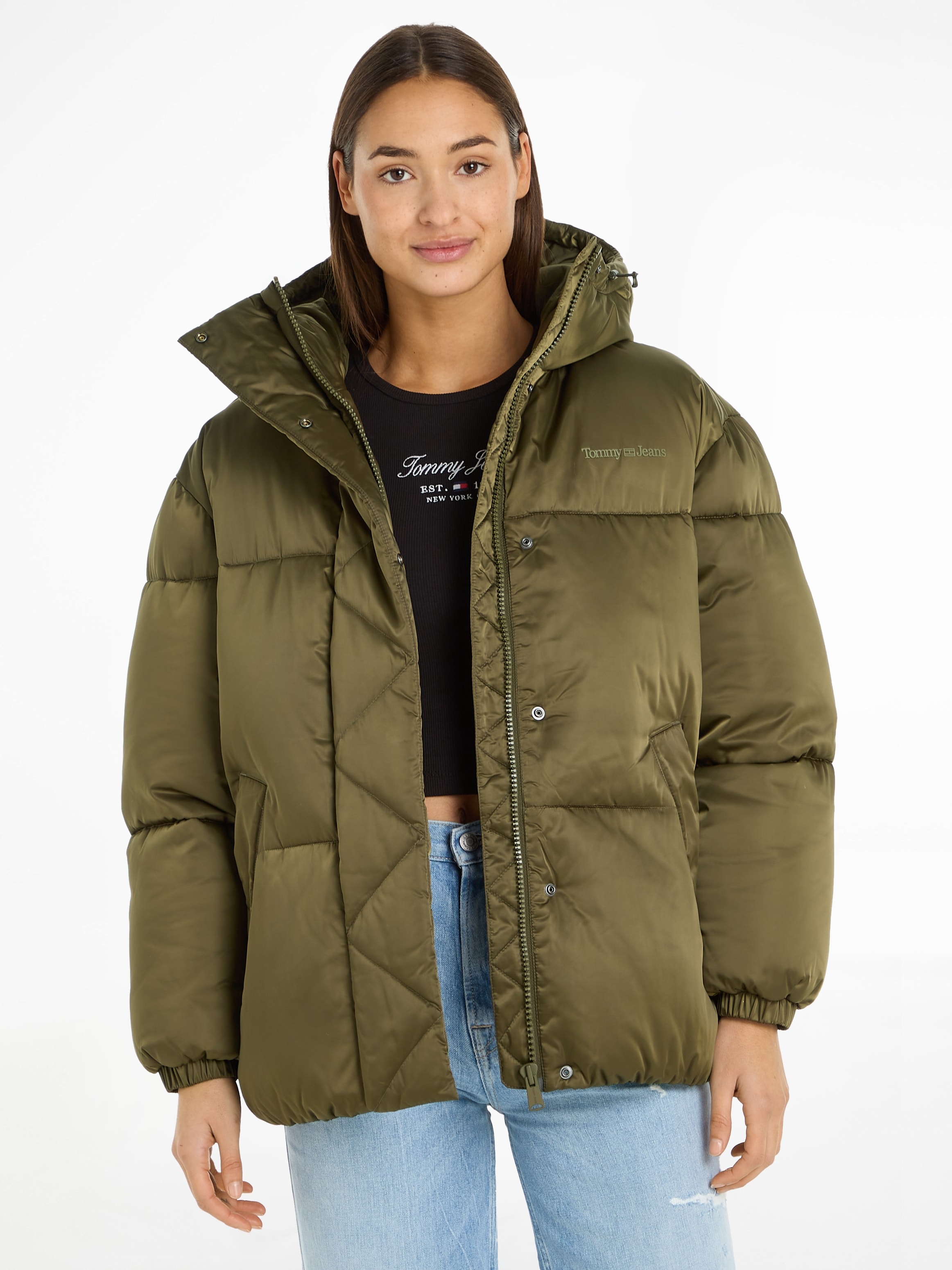 Tommy Jeans Steppjacke »TJW OVR SATIN PUFFER«, mit Kapuze, mit Tommy Jeans Markenlabel