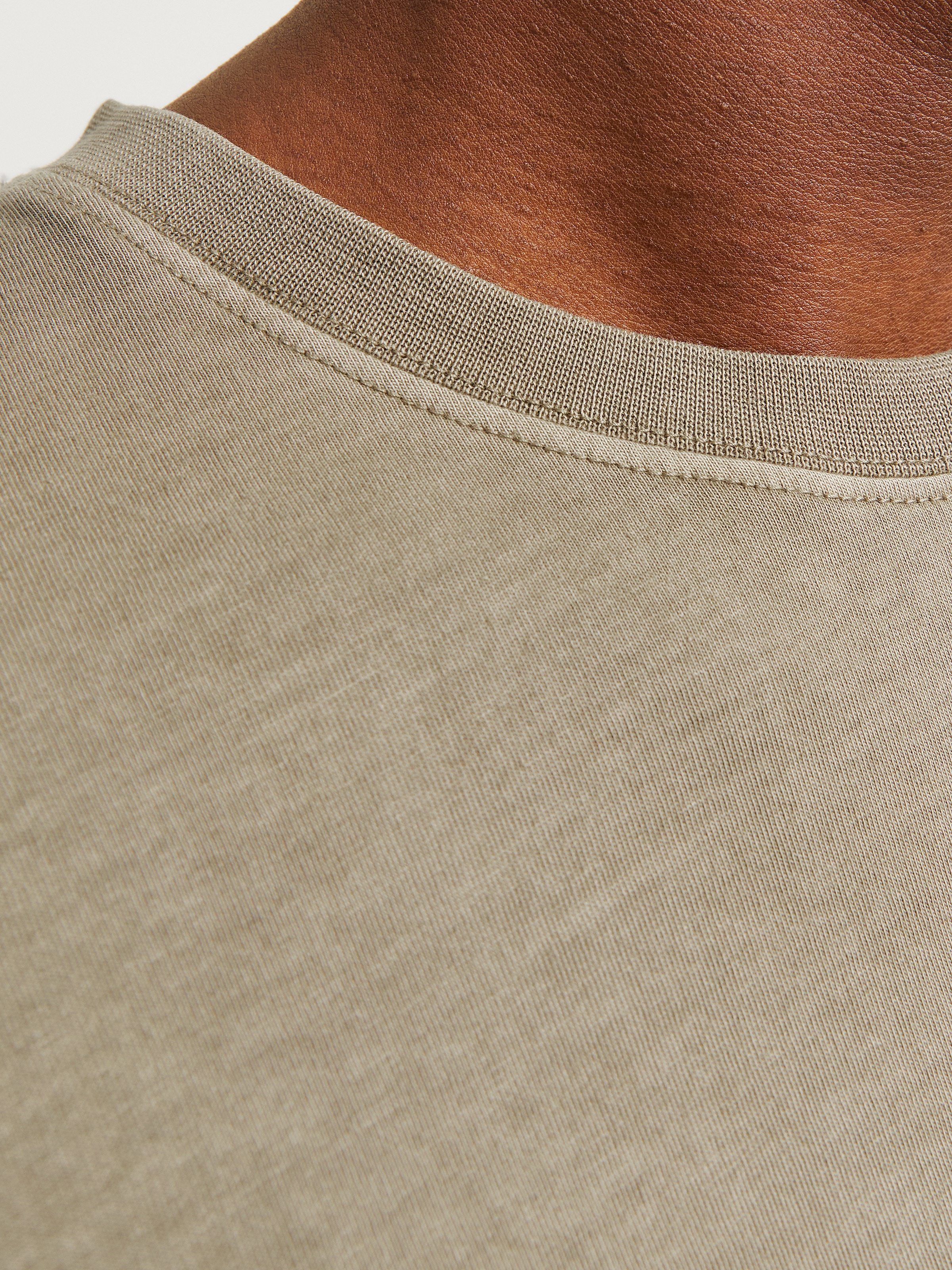 Jack & Jones Rundhalsshirt »JJECHARGE FADED TEE O-NECK NOOS«, mit Rundhalsausschnitt