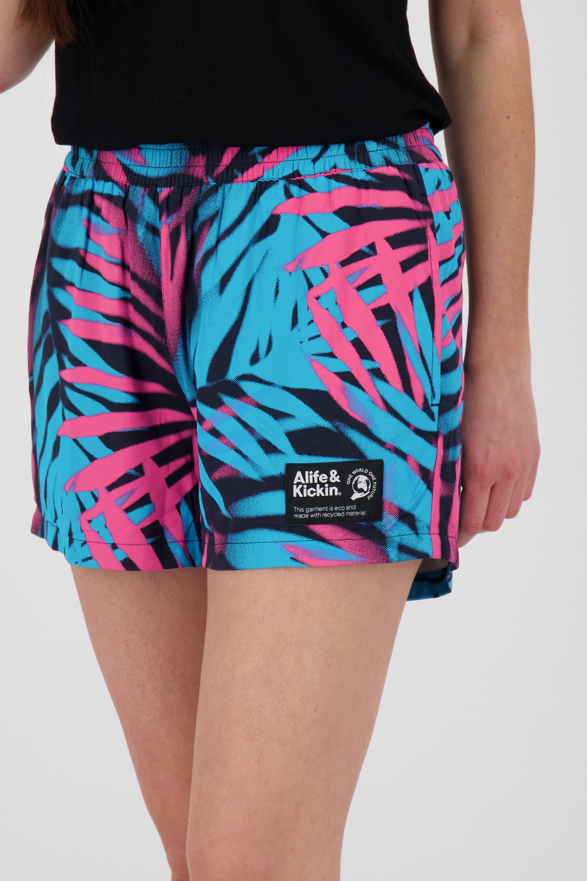 Alife & Kickin Shorts