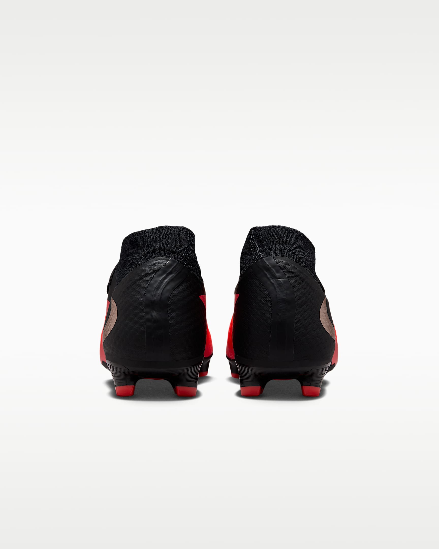 Nike Fußballschuh »Phantom 6 High Academy«  Außensohle für Rasen & Kunstrasen und feste Böden