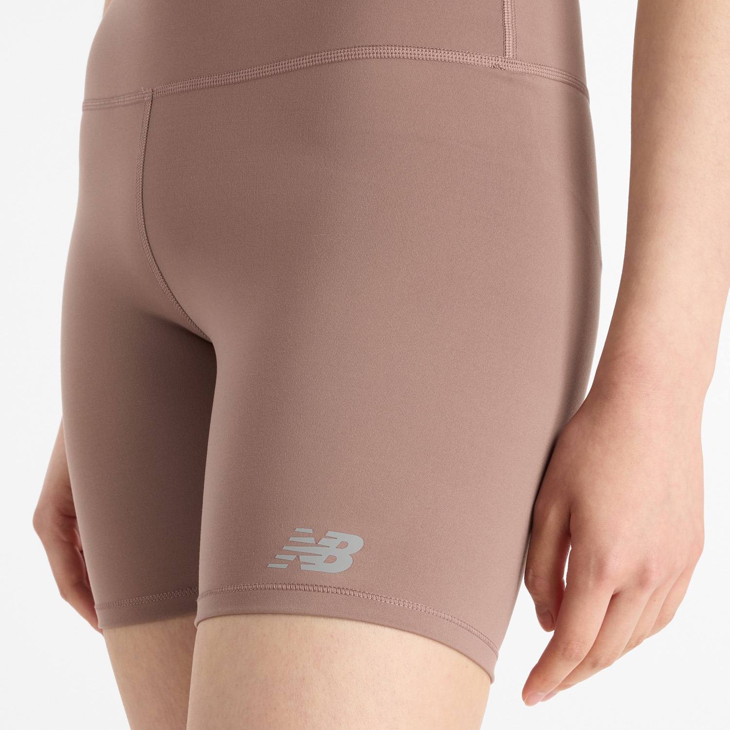 New Balance Laufshorts »Harmony High Rise Short 6"«