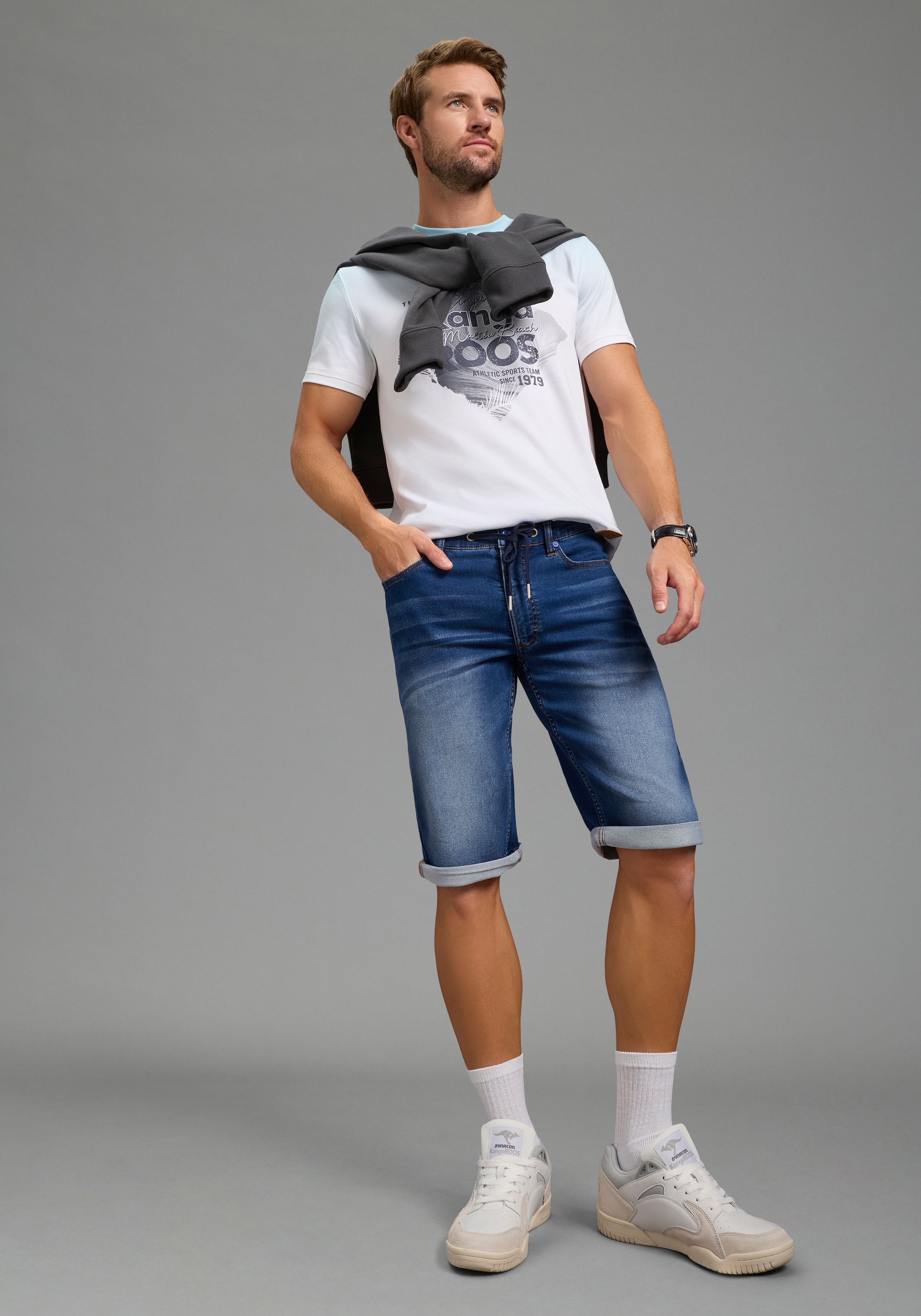 KangaROOS Jogg-Jeansbermudas Regular Fit, gerade geschnittenes Bein