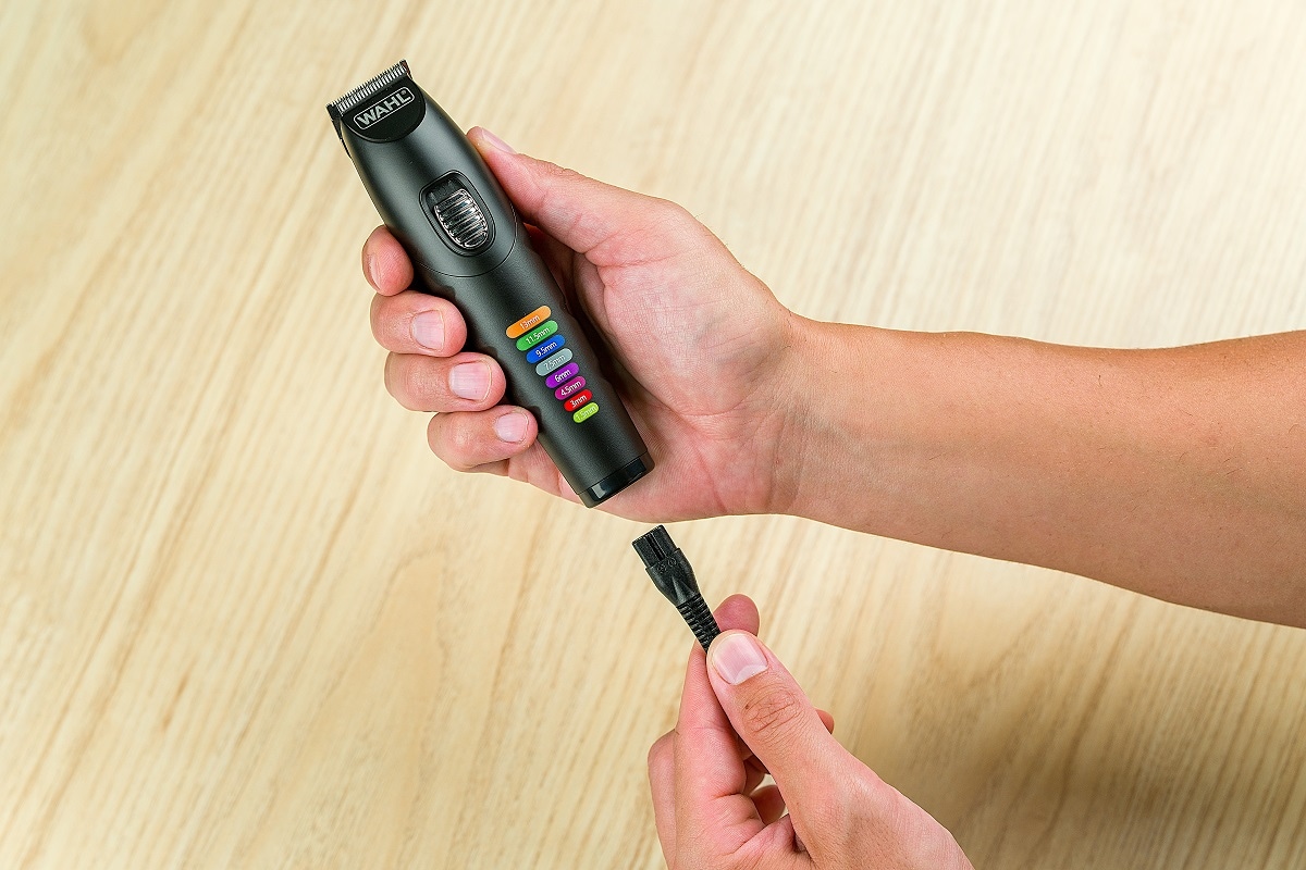Wahl Multifunktionstrimmer »Color Trim Advanced«, 13 Aufsätze, Farbcodierte Aufsteckkämme, Lithium-Ionen-Technologie, USB Aufladung