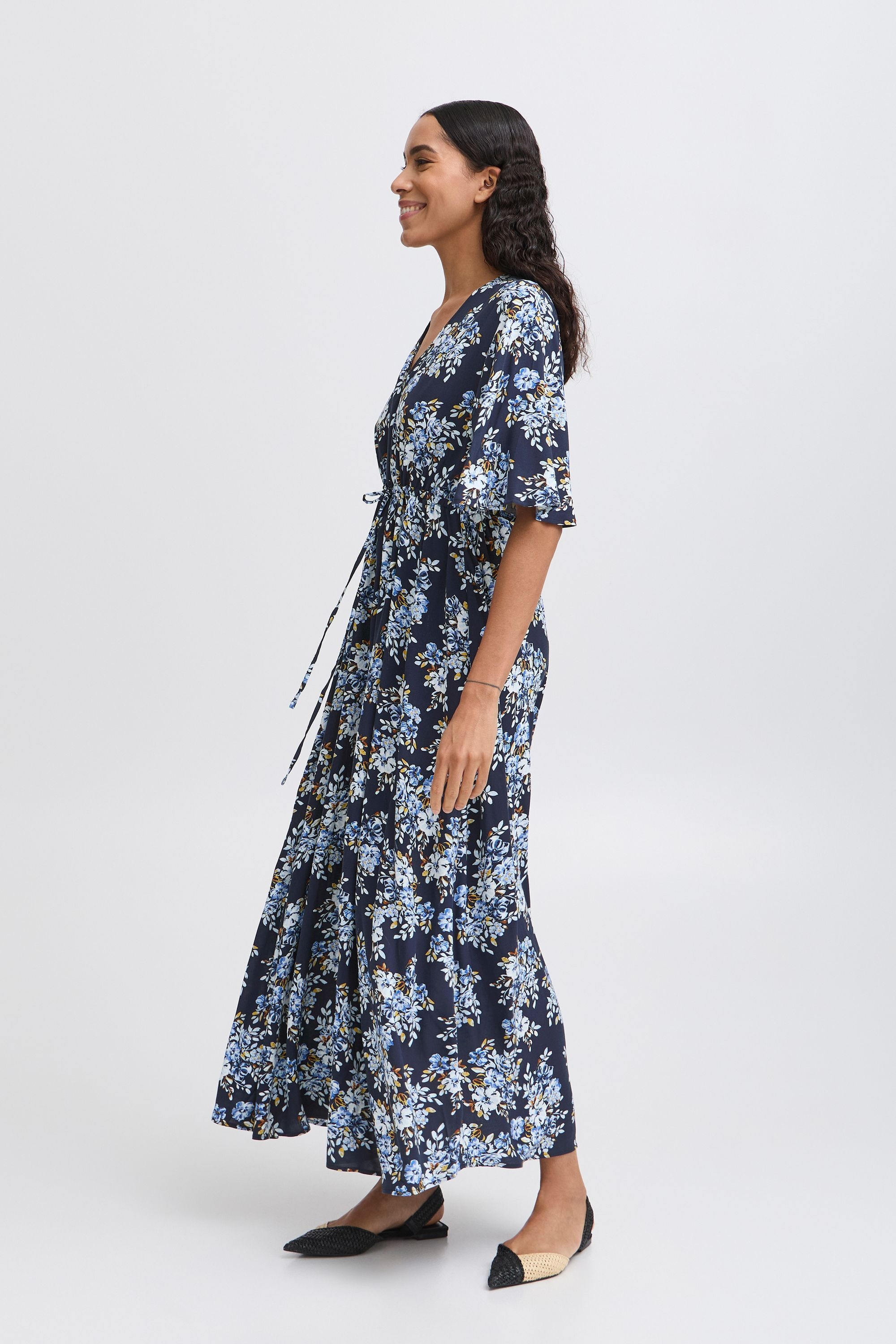 b.young Maxikleid »Maxikleid BYMMJOELLA«