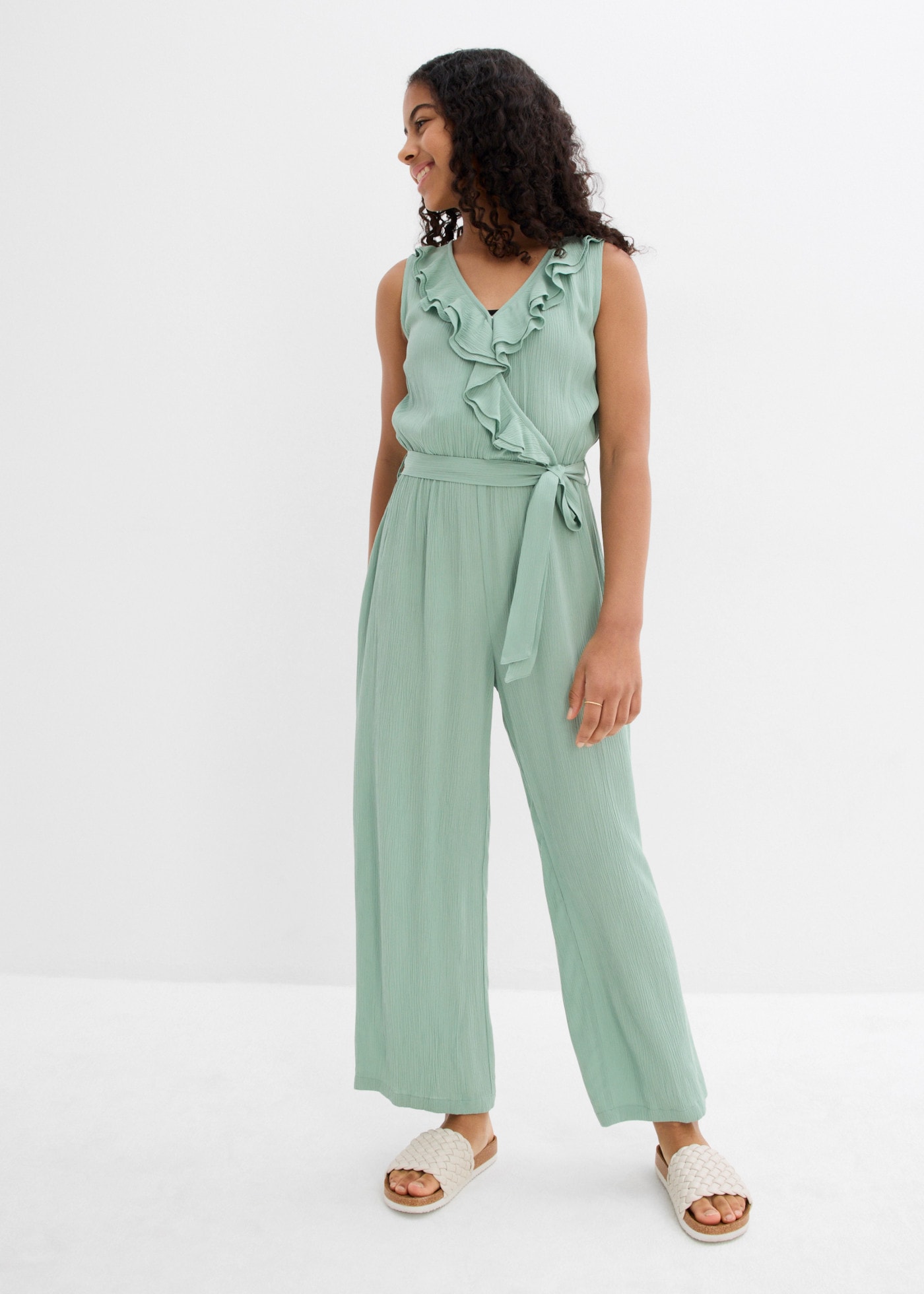 bonprix Jumpsuit fließender Schnitt, mit V-Ausschnitt und Rüschen, aus Viskose