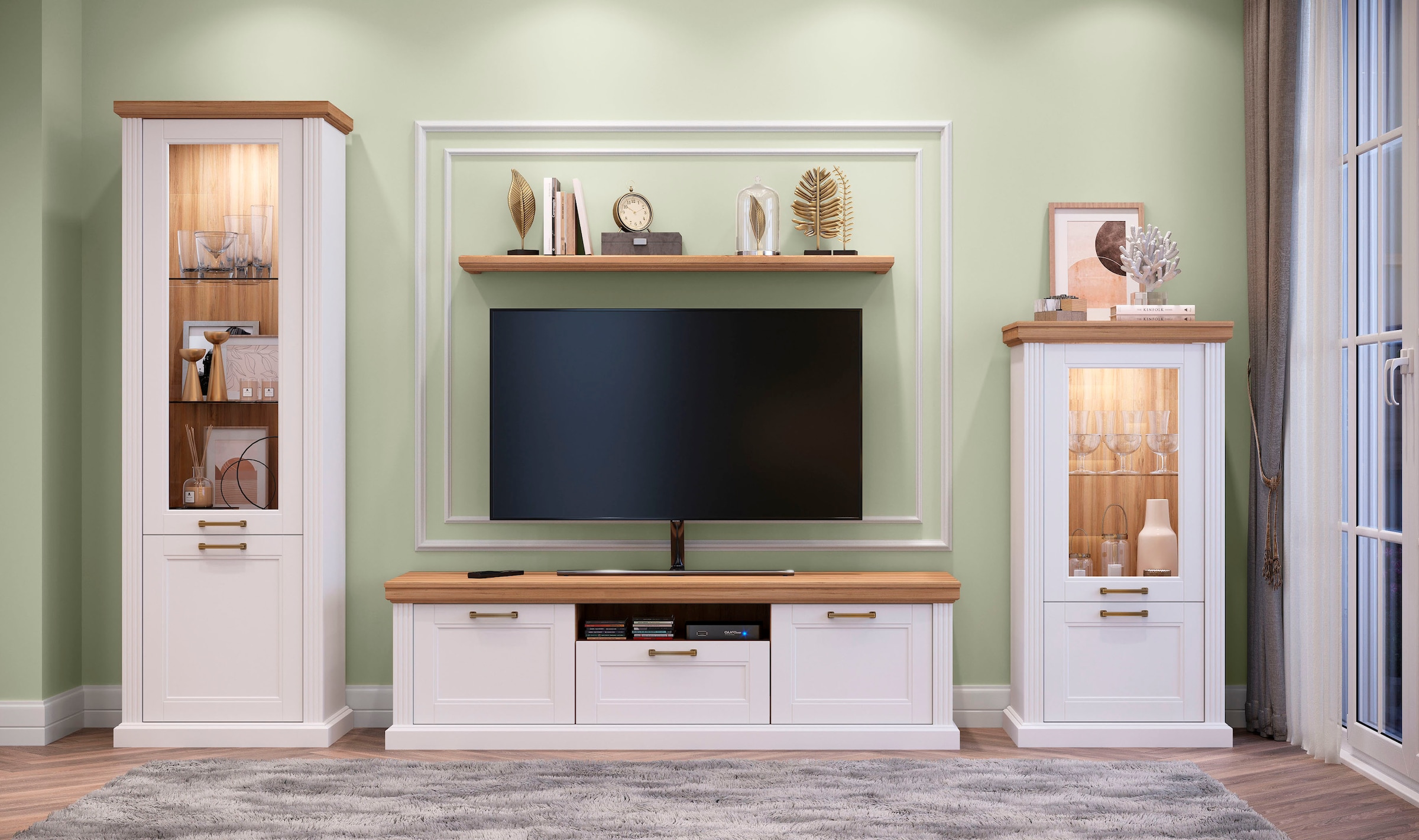 OTTO home Vitrine »Tara« (H/B/T): 200/66/48cm,  lackiert mit wasserbasiertem UV-Lack, Soft-Close-Funktion