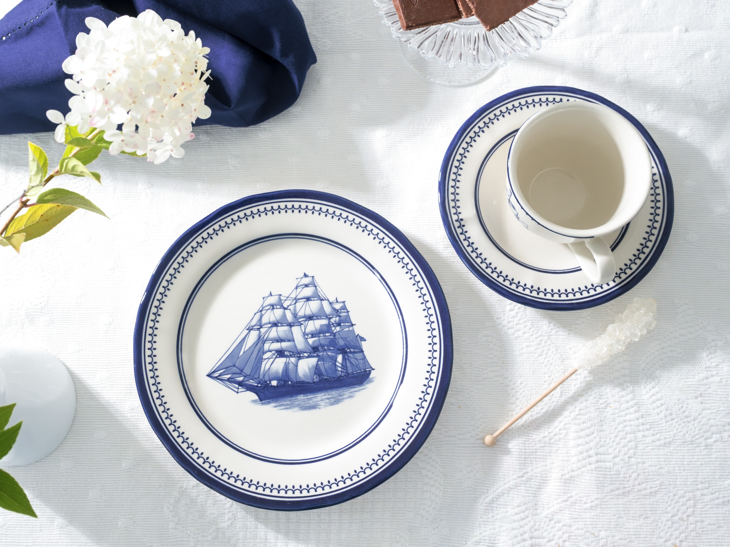 CreaTable Kaffeeservice »Segelschiff, Service 18-tlg.« Elegante Fahnenform, Schiffsdekor