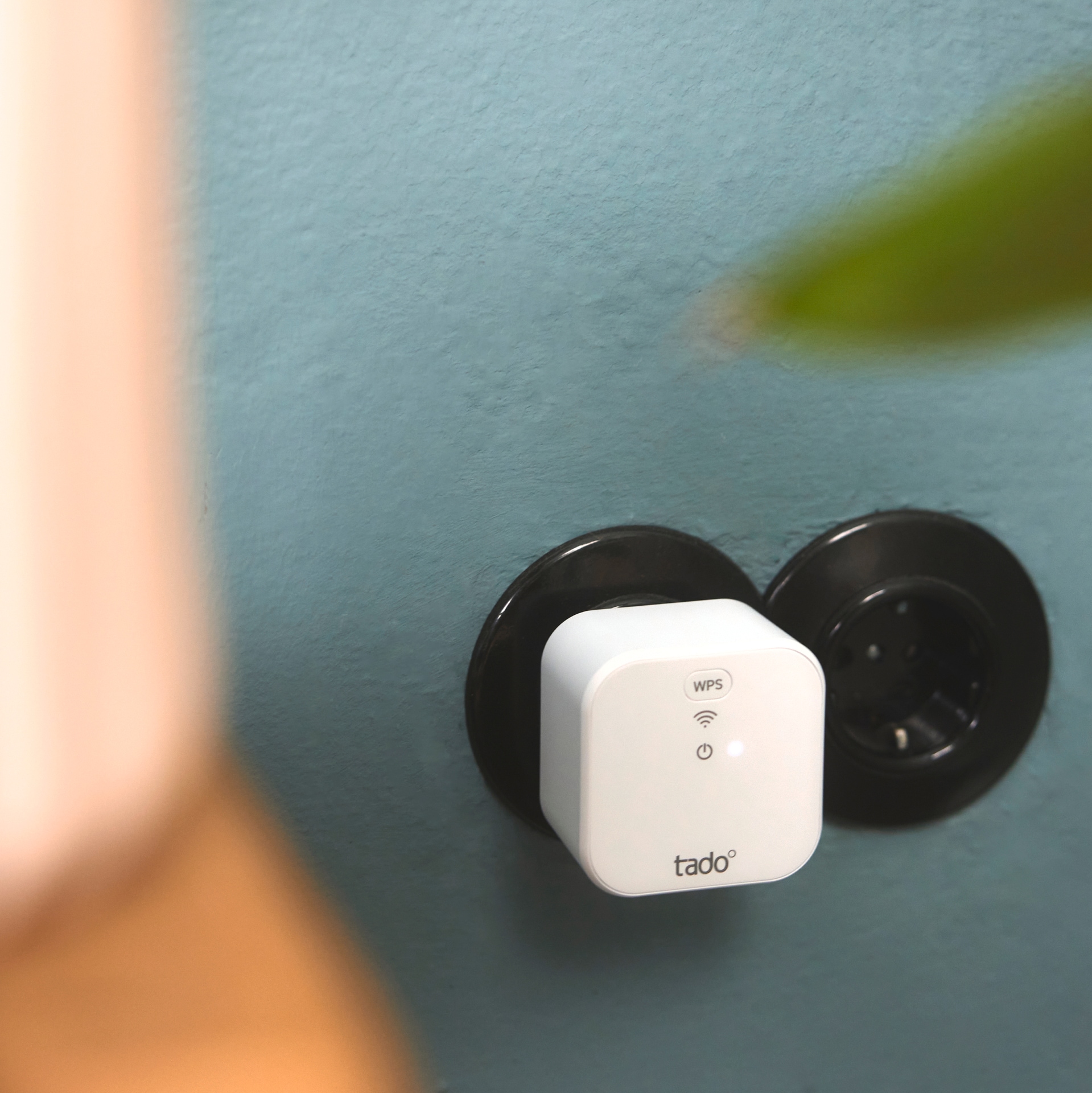 Tado Heizkörperthermostat »Starter Kit - Smartes Heizkörperthermostat X + Bridge«