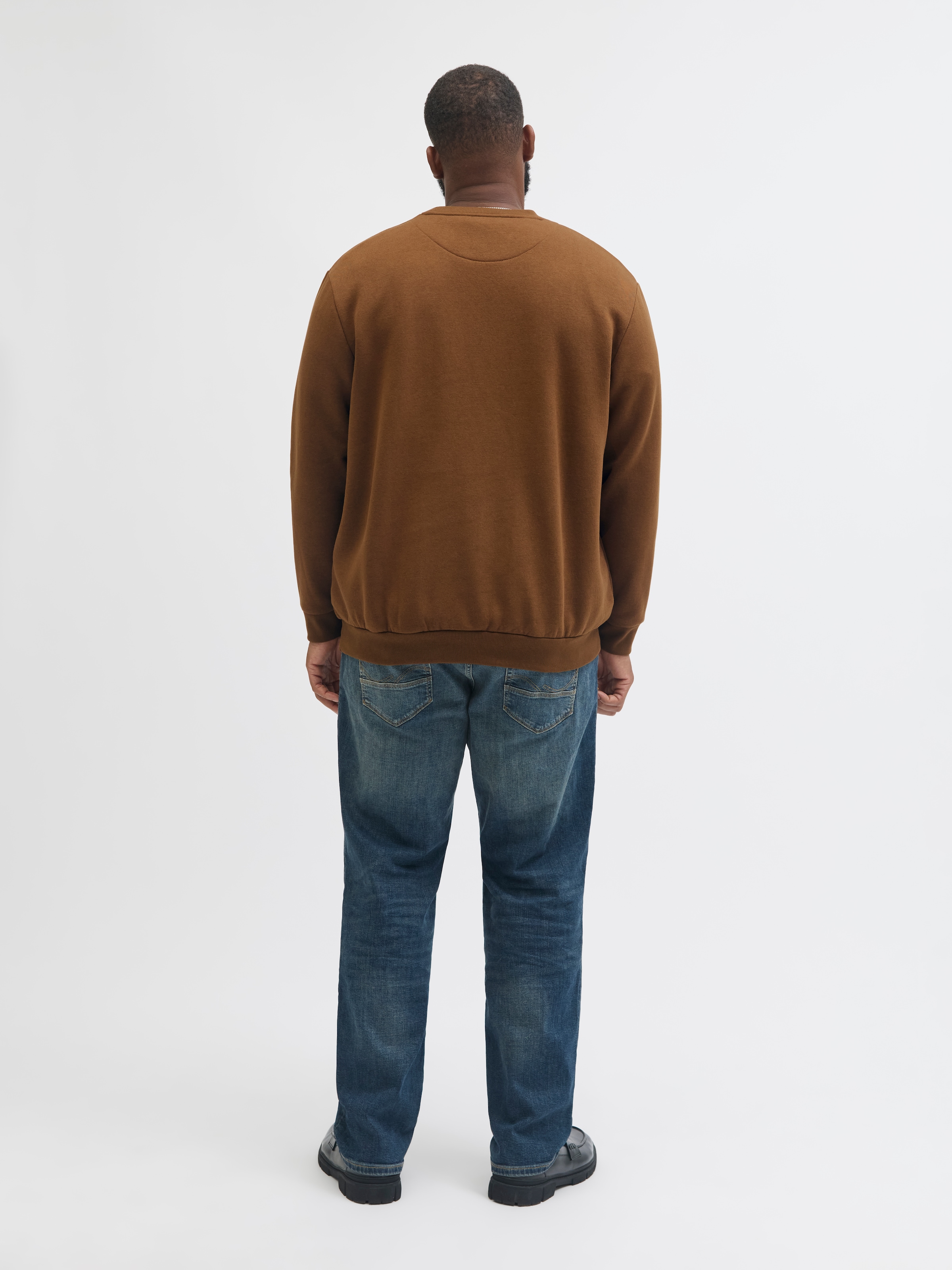 Jack & Jones PlusSize Sweatshirt »JJEBRADLEY SWEAT CREW NOOS PLS«, mit Rippbündchen