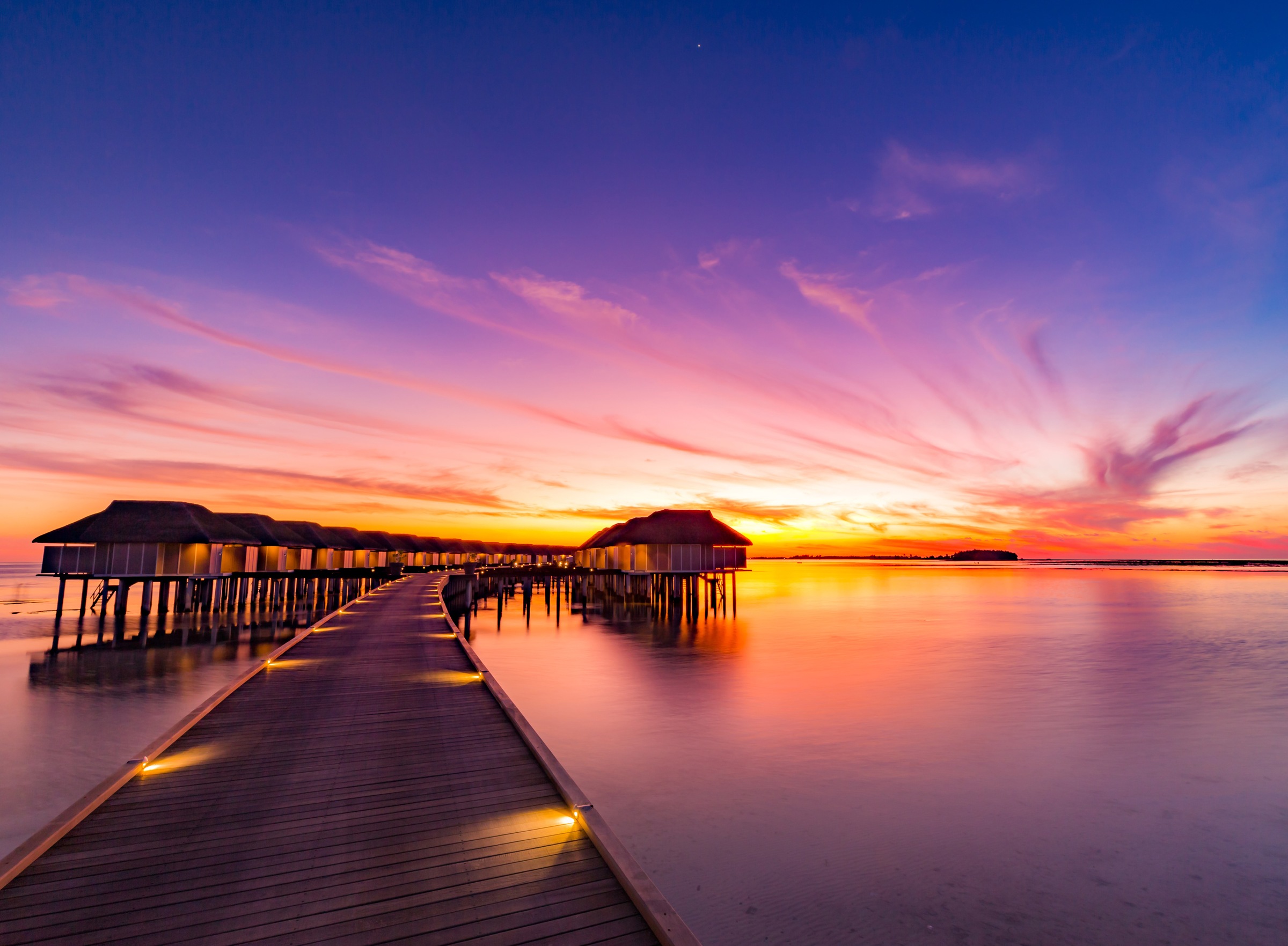 Papermoon Fototapete »Sunset Pier Maldives«