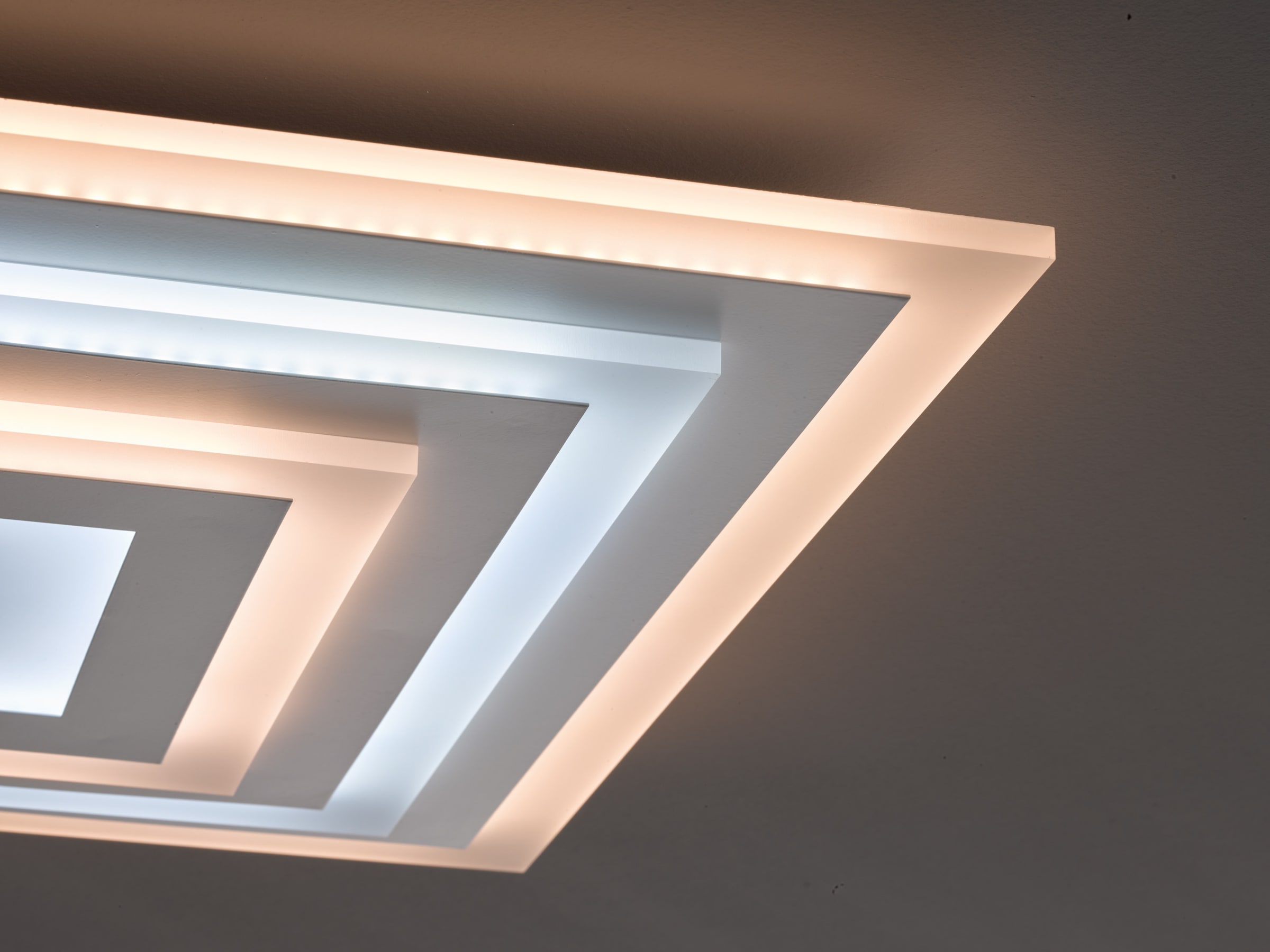 FISCHER & HONSEL LED Deckenleuchte »Gorden«, 1 flammig-flammig,  Farbtemperaturregelung ermöglicht Lichtstimmungen zwischen 2700+6500K  online bei OTTO
