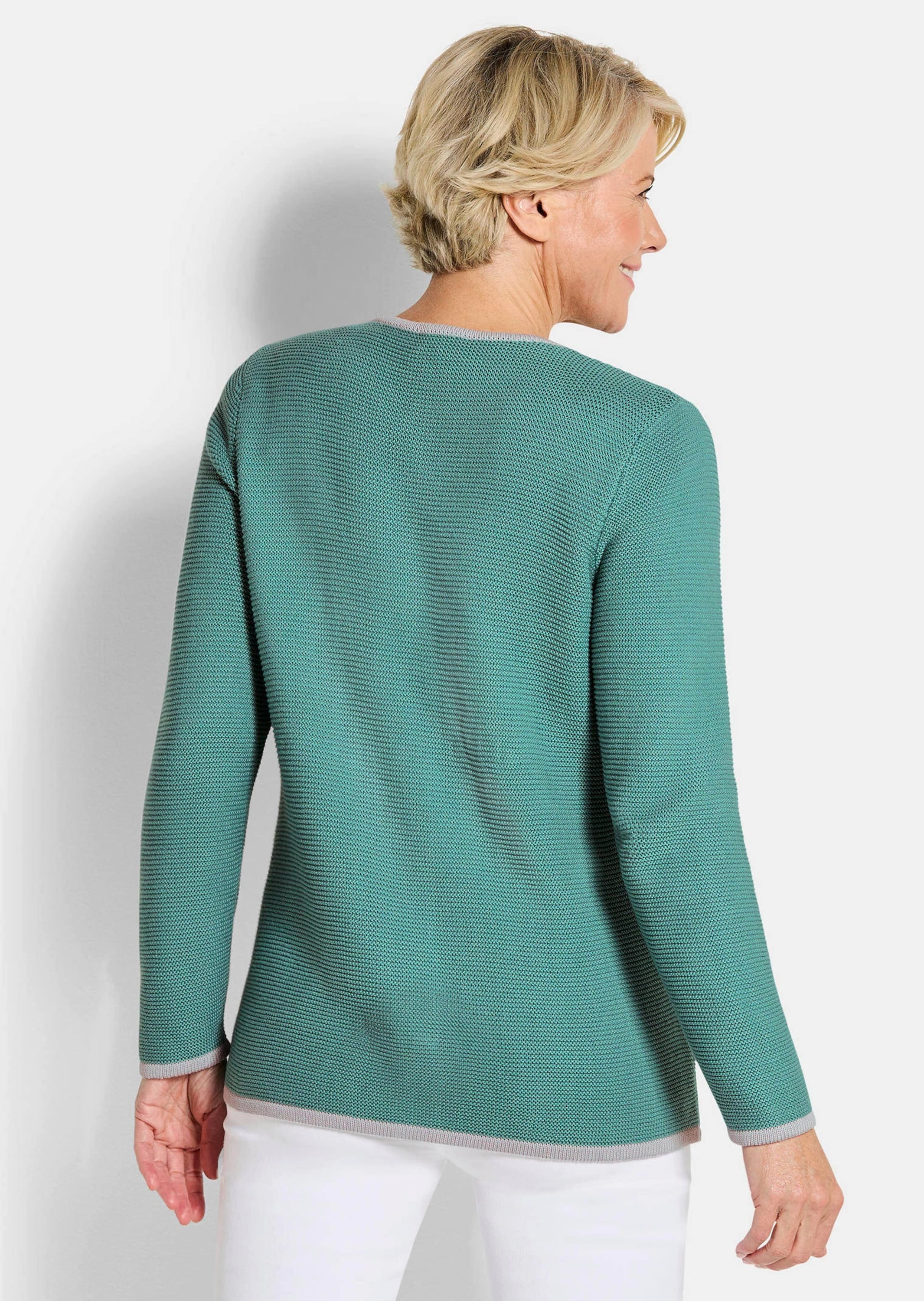 GOLDNER Strickjacke »Kurzgröße Elegante Strickjacke mit Taschen« Knöpfe in Perlmutoptik