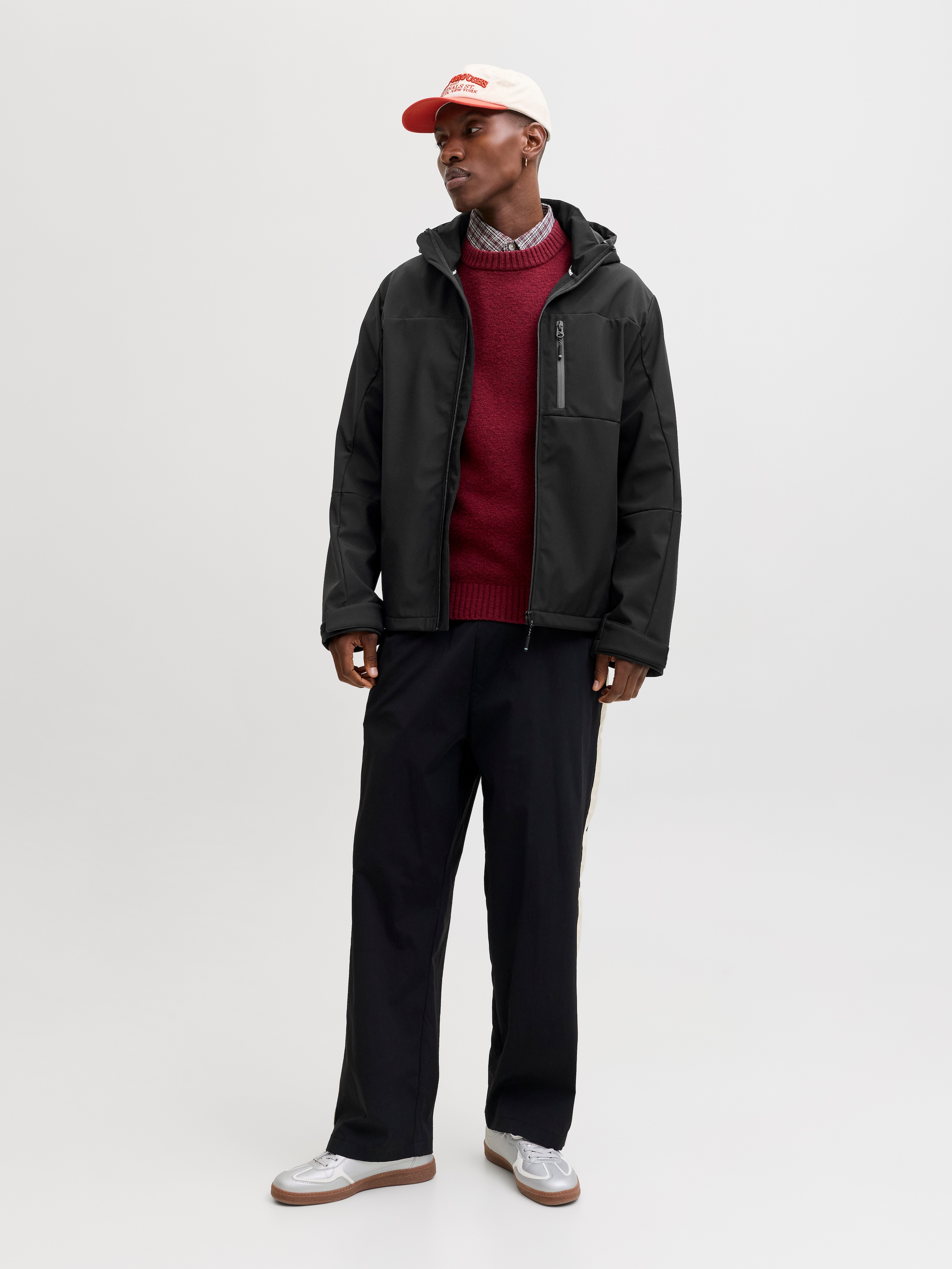 Jack & Jones Softshelljacke »JJNORTH SOFTSHELL JACKET« mit Kapuze