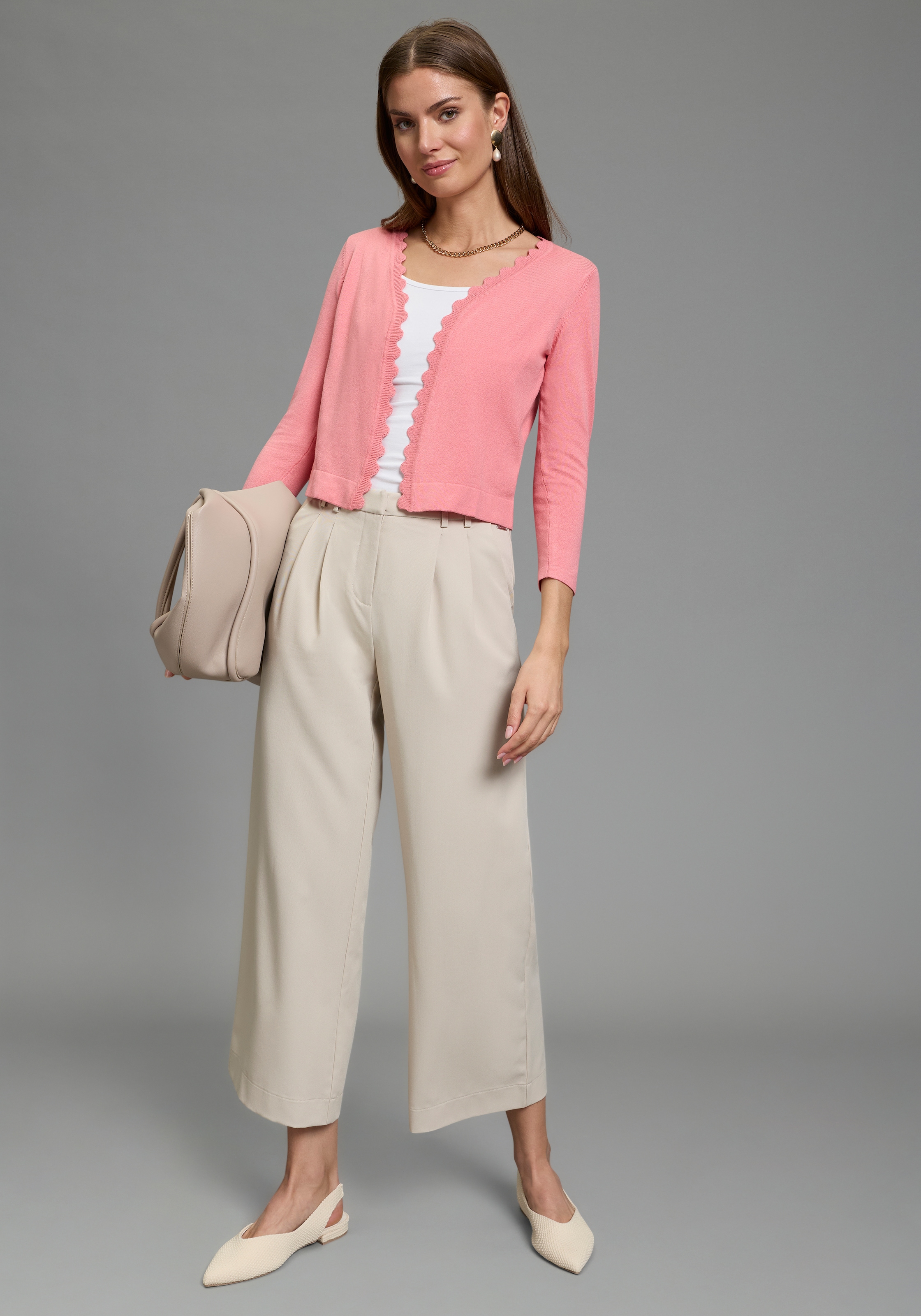 Laura Scott Strickjacke mit femininer Wellenkante