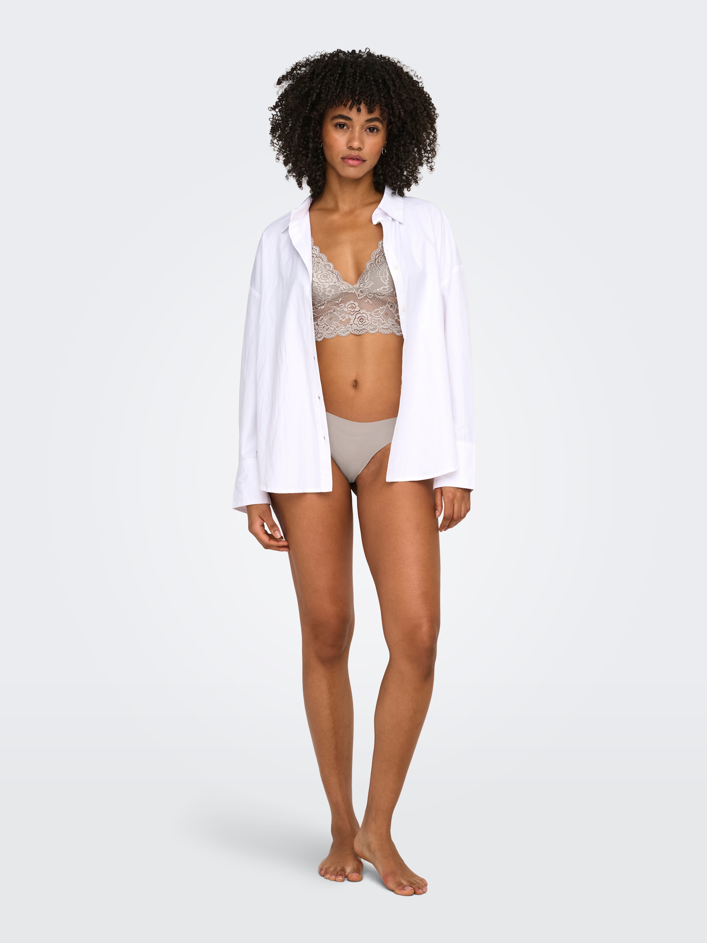 ONLY Spitzentop »ONLCHLOE – Spitzen-Bra mit gepolsterten Cups und Stretch« regular fit, feminin, Spitze, Kunstfaser, V-Ausschnitt