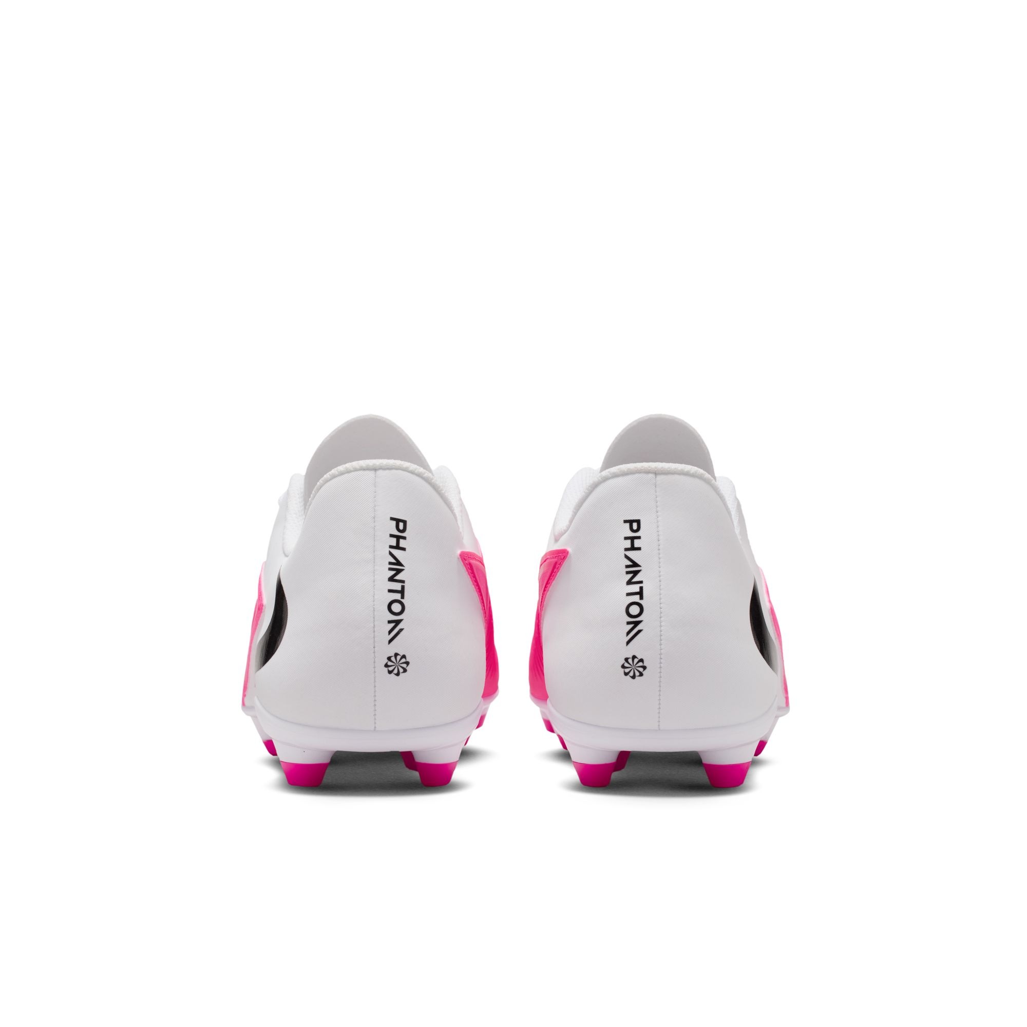 Nike Fußballschuh »PHANTOM 6 LOW CLUB FG/MG T«  Außensohle für Rasenplätze und für feste Böden