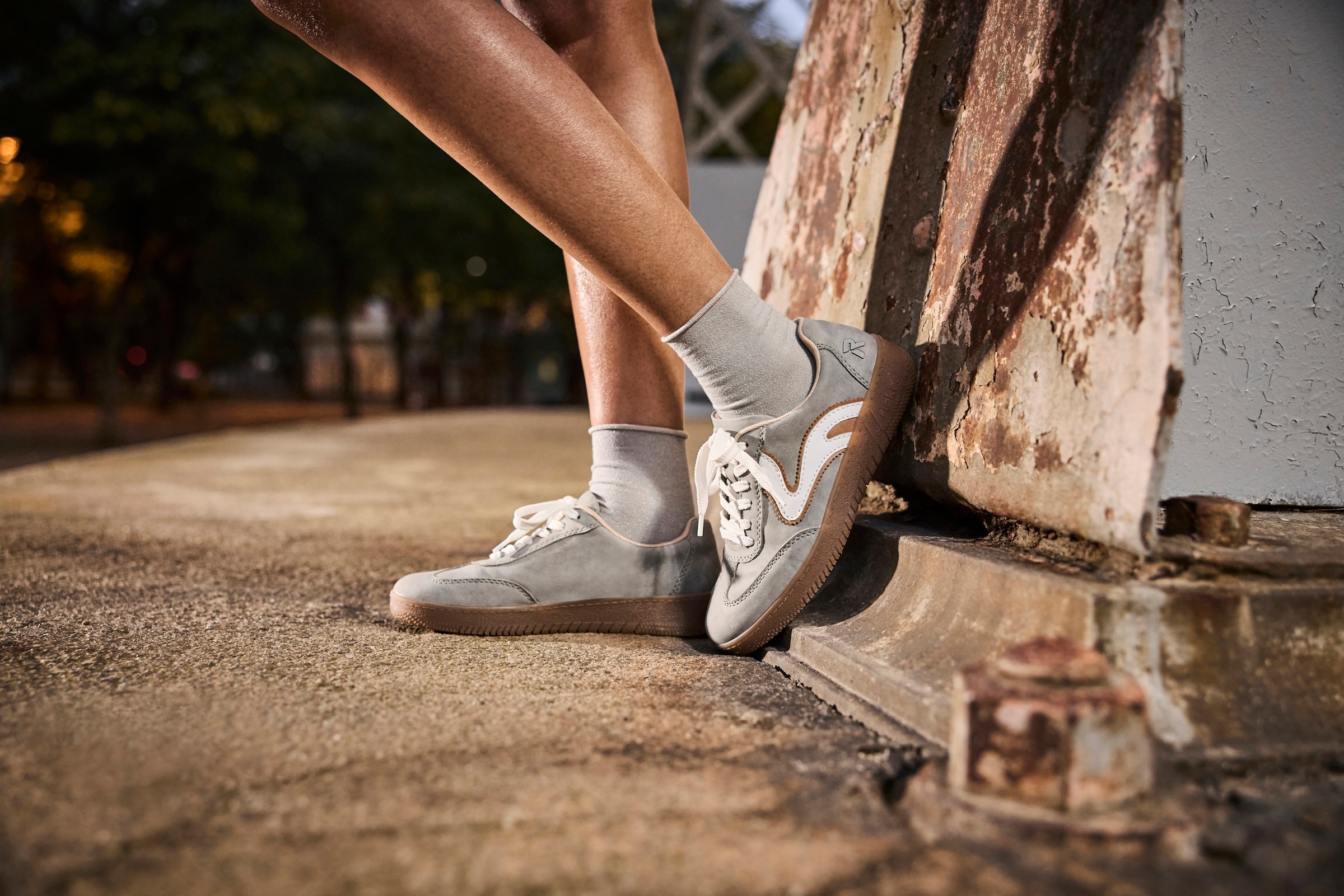 R-Rieker Plateausneaker, Freizeitschuh, Halbschuh, Schnürschuh in veganer Verarbeitung