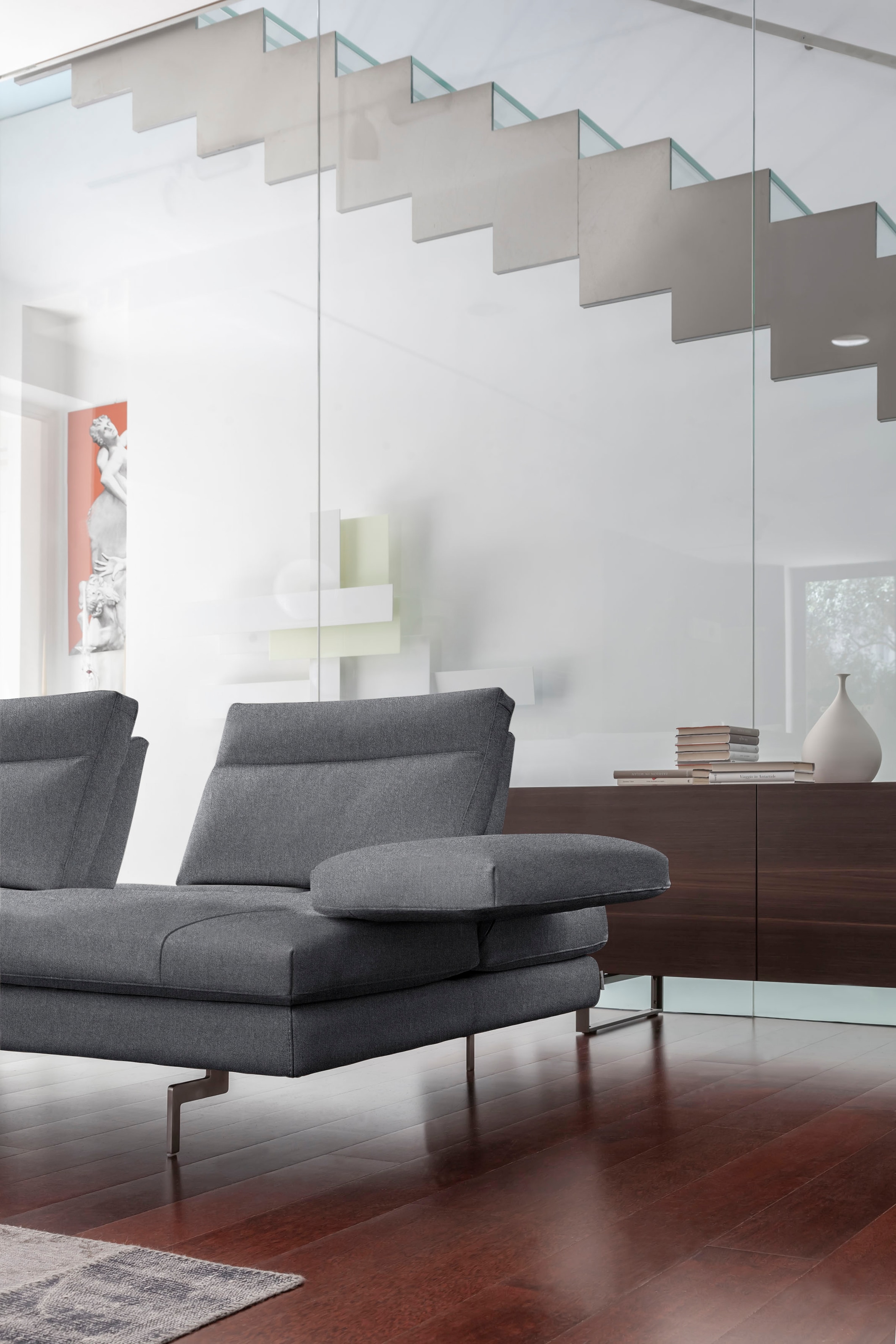 CALIA ITALIA 3,5-Sitzer »Toby Wing, 228 cm breit, Designsofa mit erstklassigem Sitzkomfort« inklusive Sitztiefenverstellung, Füße in Chrom glänzend
