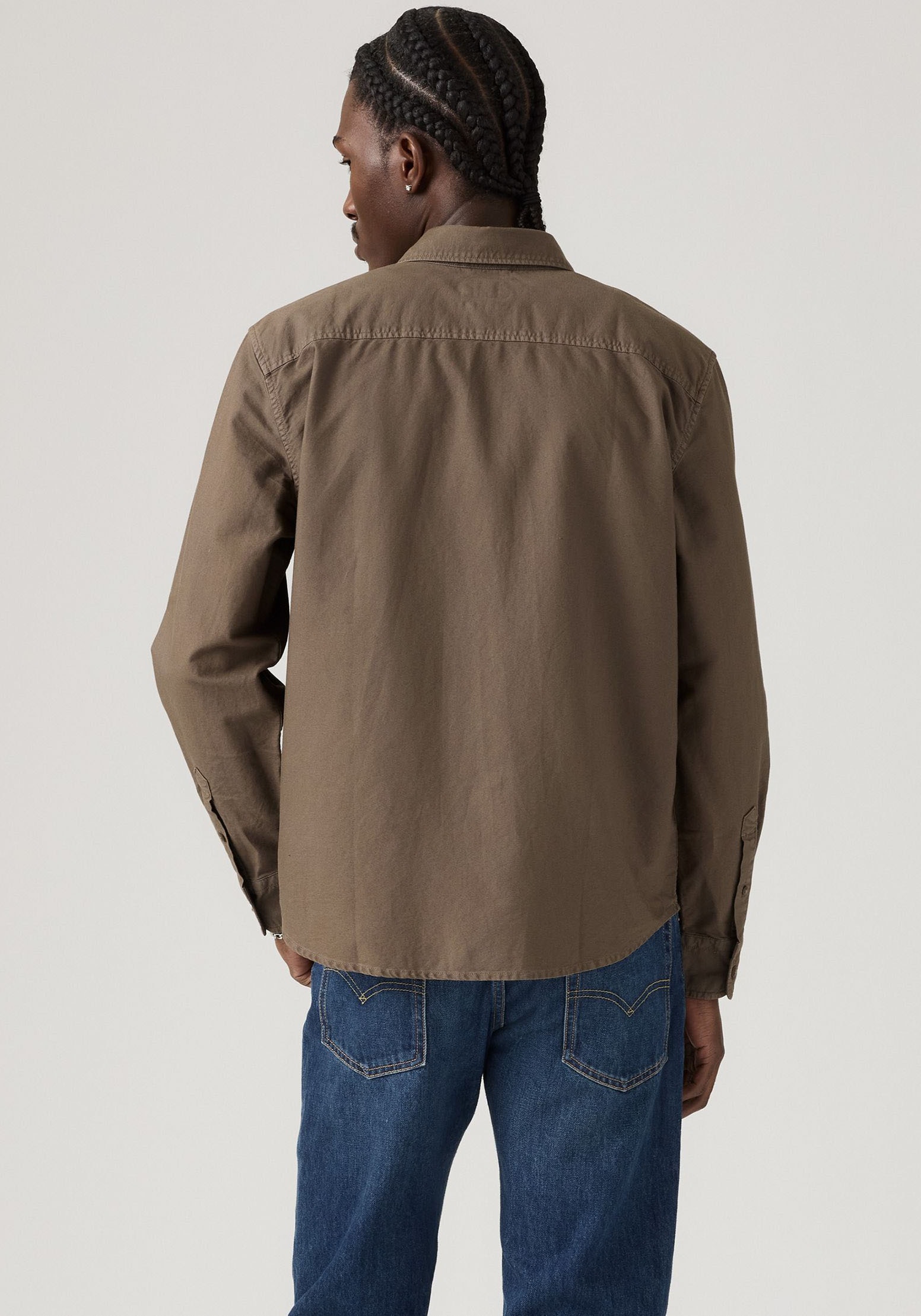 Levi's® Langarmhemd »AUTHENTIC BUTTON DOWN«, mit Ton-in-Ton Logostickerei auf der Brust