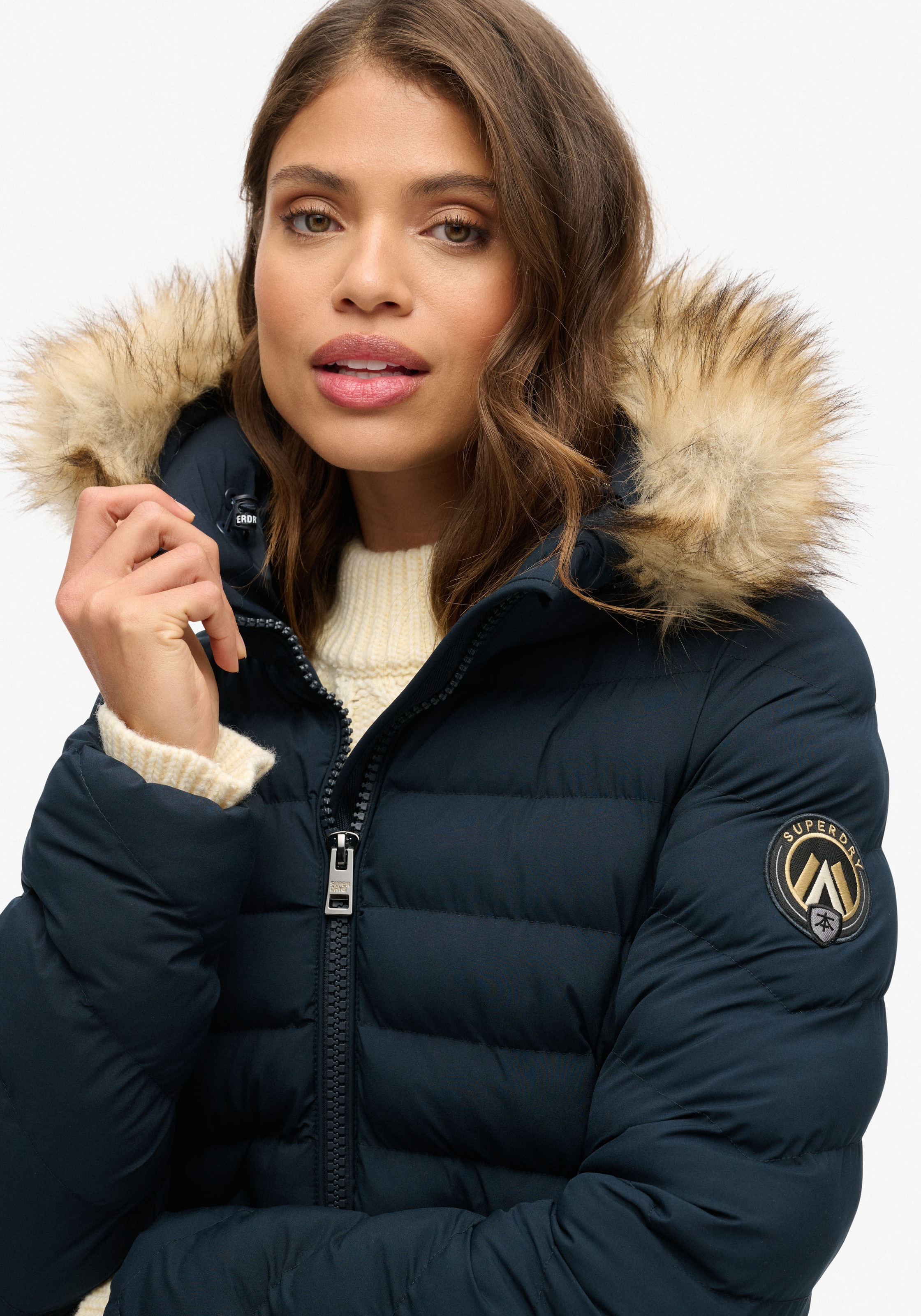 Superdry Steppjacke »FUJI FAUX FUR HOOD MID LENGTH«, mit Kapuze