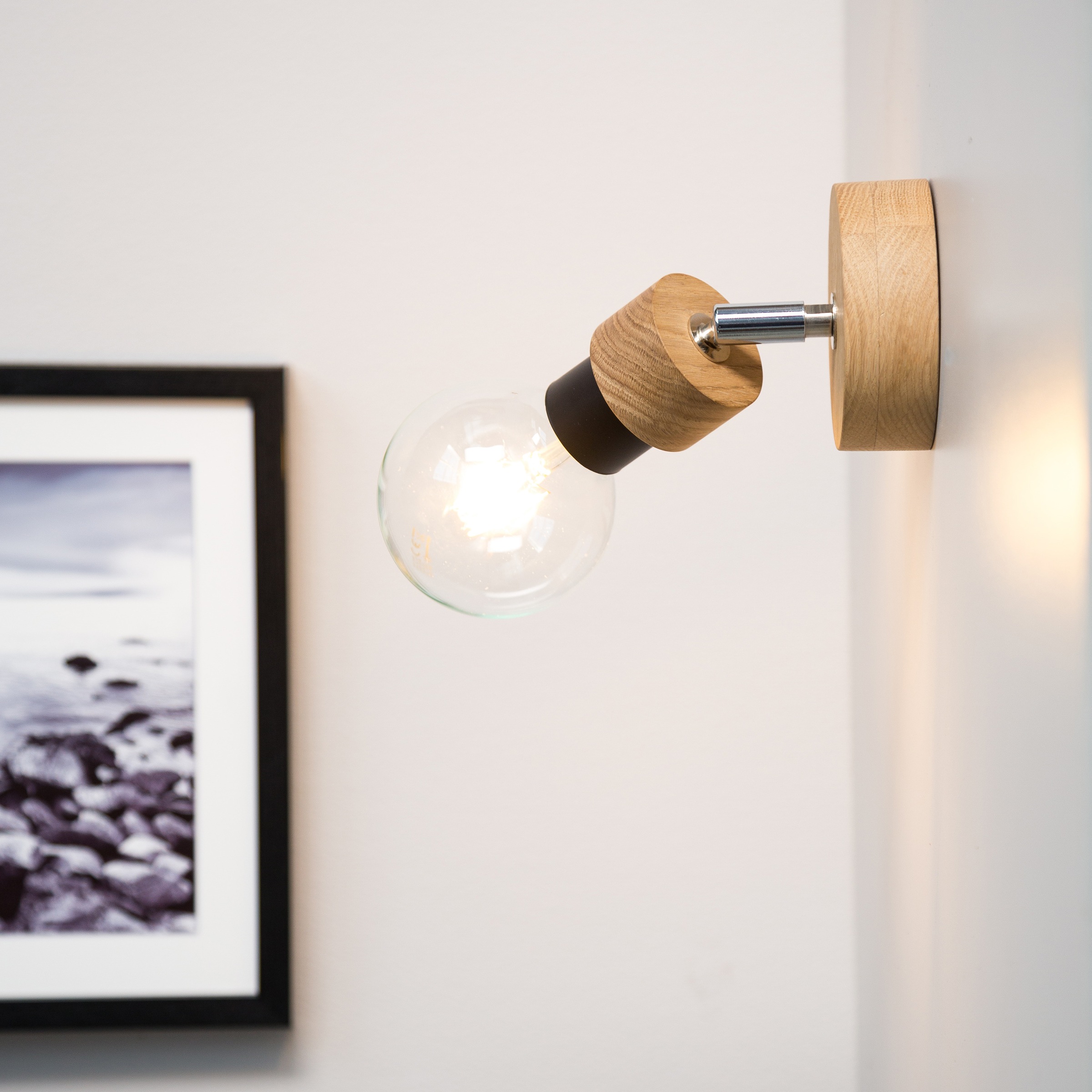 BRITOP LIGHTING Wandleuchte »MARJOLAINE«, Leuchtmittel E27 | Leuchtmittel wechselbar-ohne Leuchtmittel, Bewegliche Spots, aus Eichenholz, Nachhaltig mit FSC®-Zertifikat