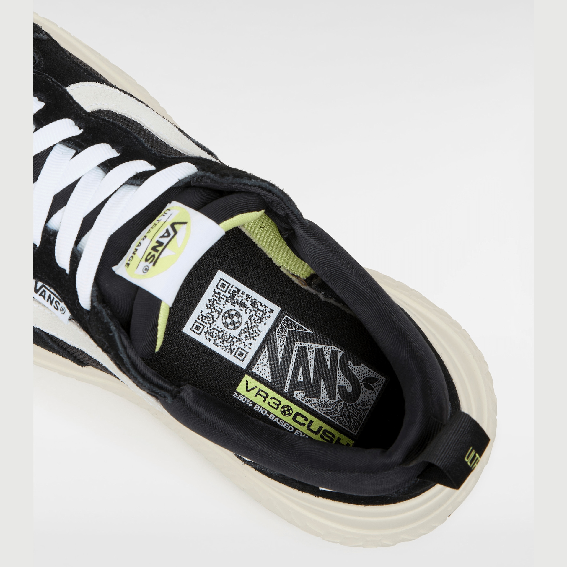 Vans Sneaker »UltraRange Neo VR3«, mit Logo-Flag