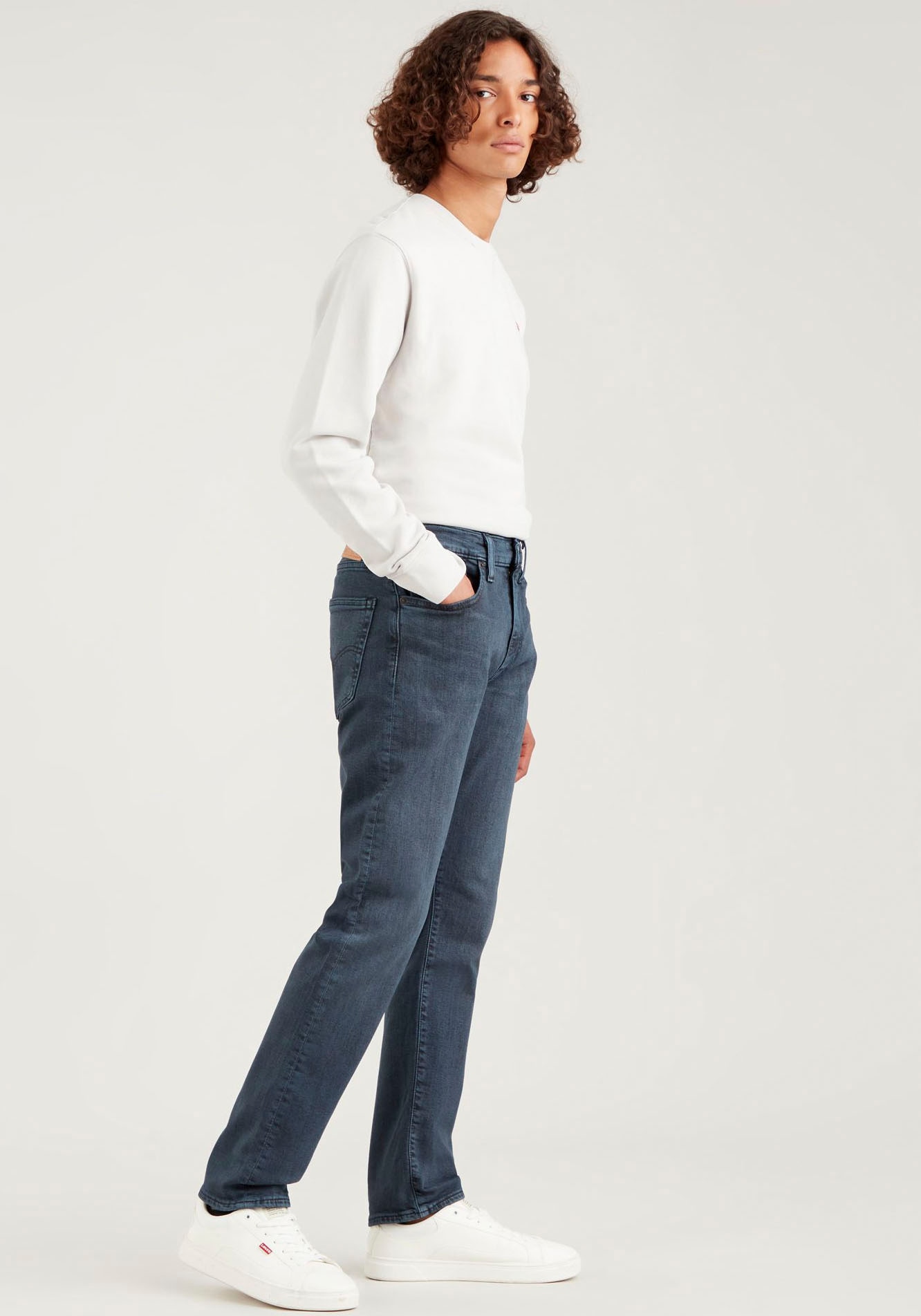 Levi's® Tapered-fit-Jeans »502 TAPER«, in elegantem, modernem Stil