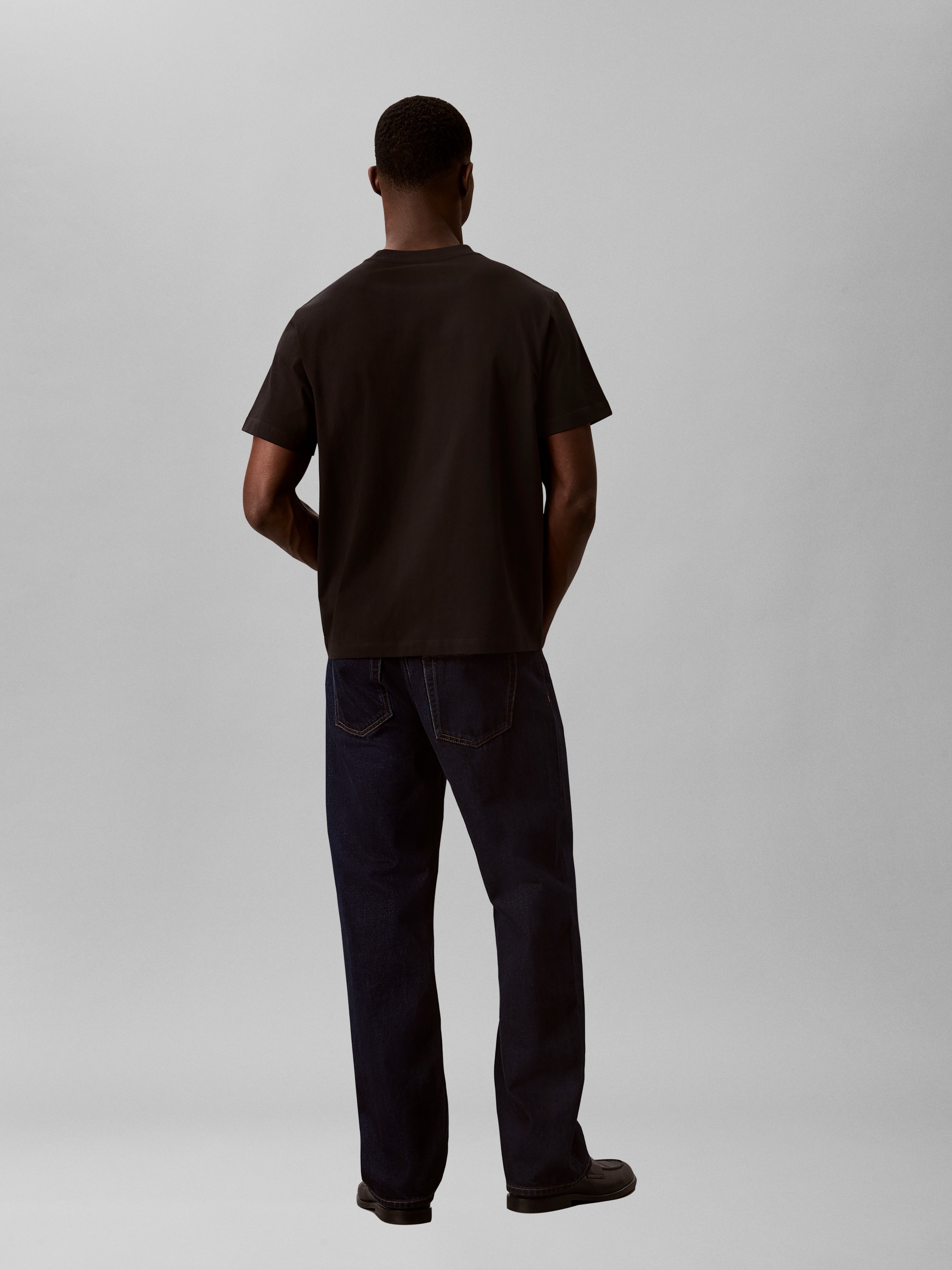 Calvin Klein Jeans T-Shirt Rundhalsausschnitt, reine Baumwolle, Logoschriftzug