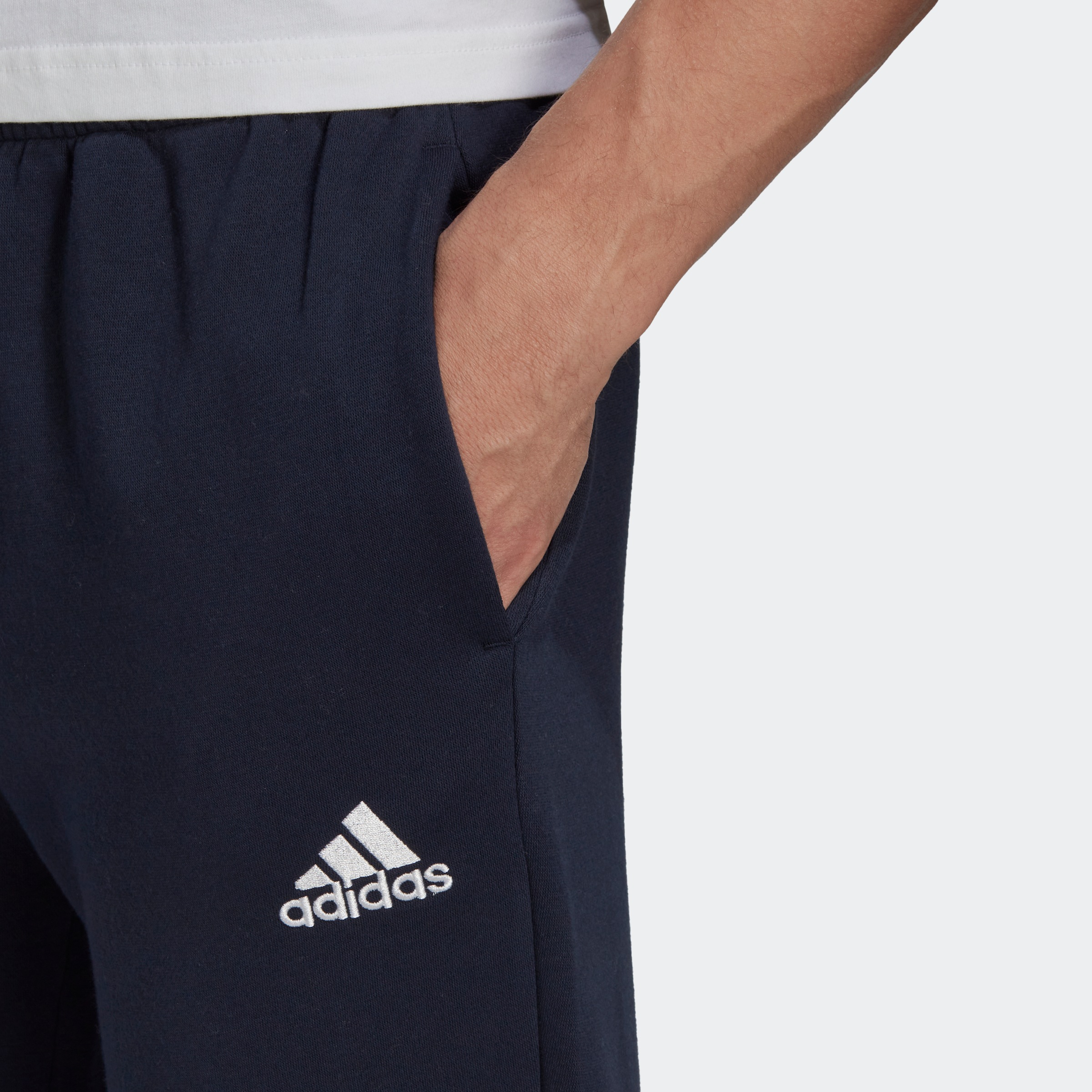 adidas Sportswear Sporthose »M FEELCOZY PANT«, (1 tlg.)