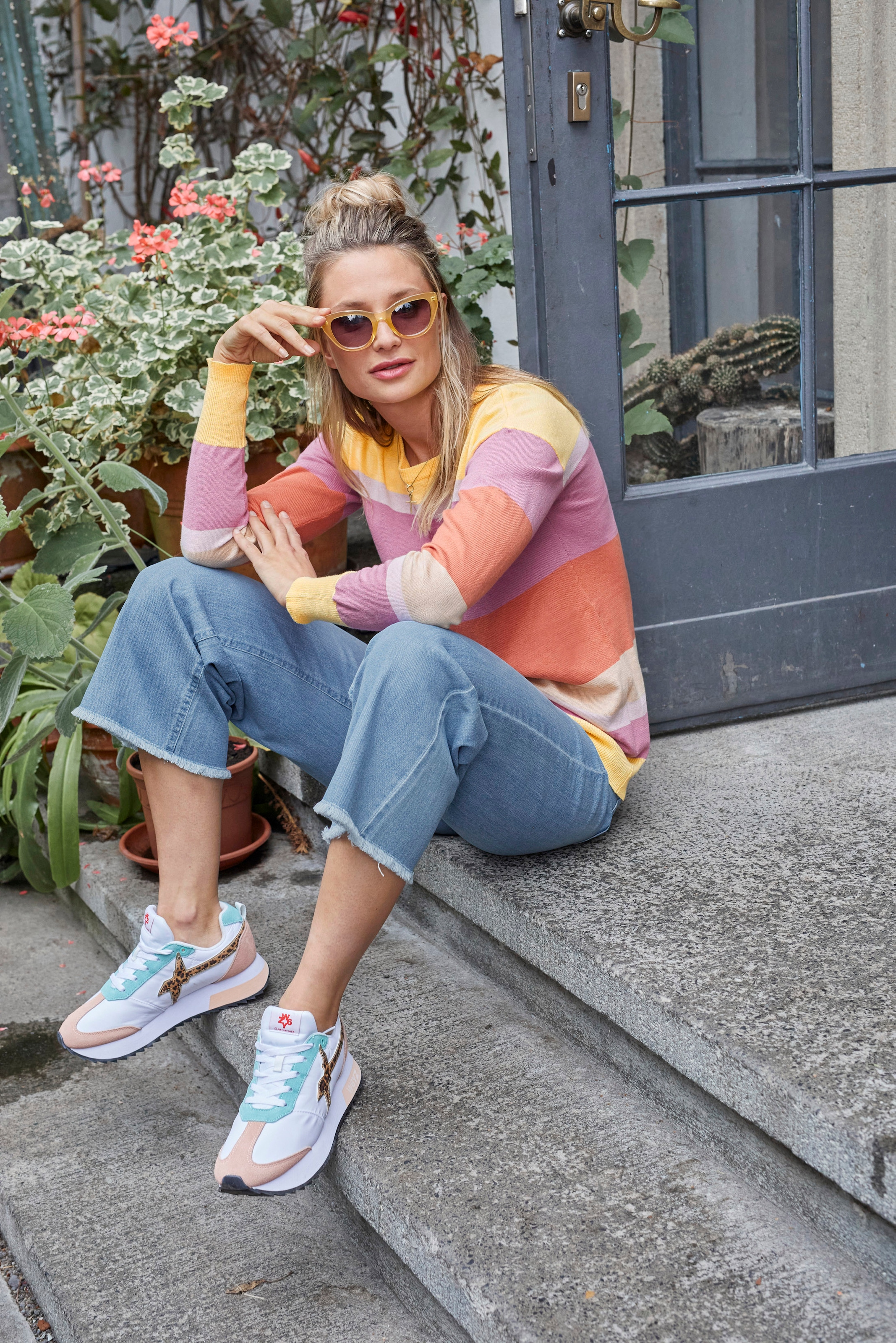 Aniston CASUAL 7/8-Jeans, mit leicht ausgefranstem Beinabschluss