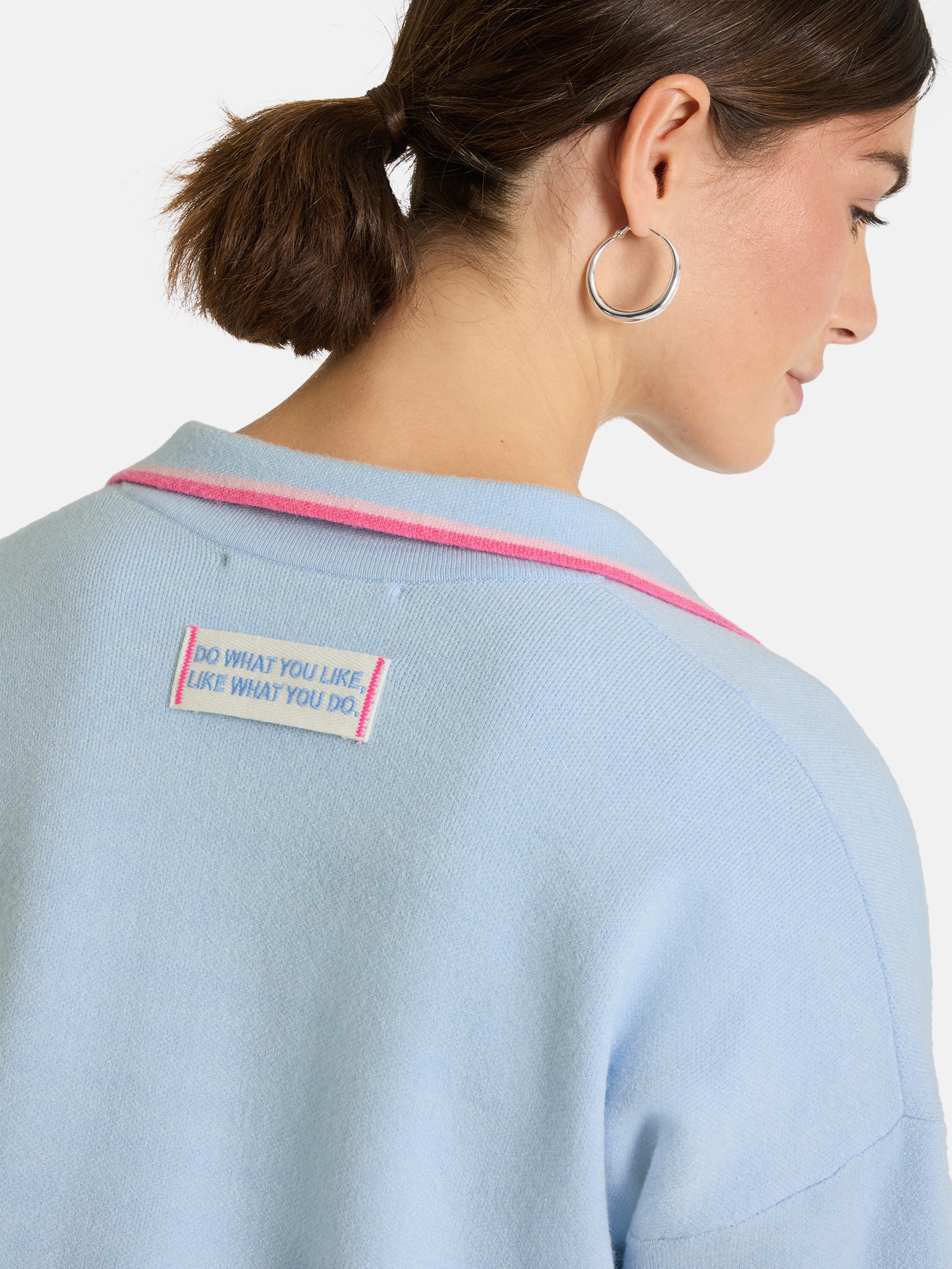 Lieblingsstück Polokragenpullover »TainaL« mit floraler Pailletten-Applikation